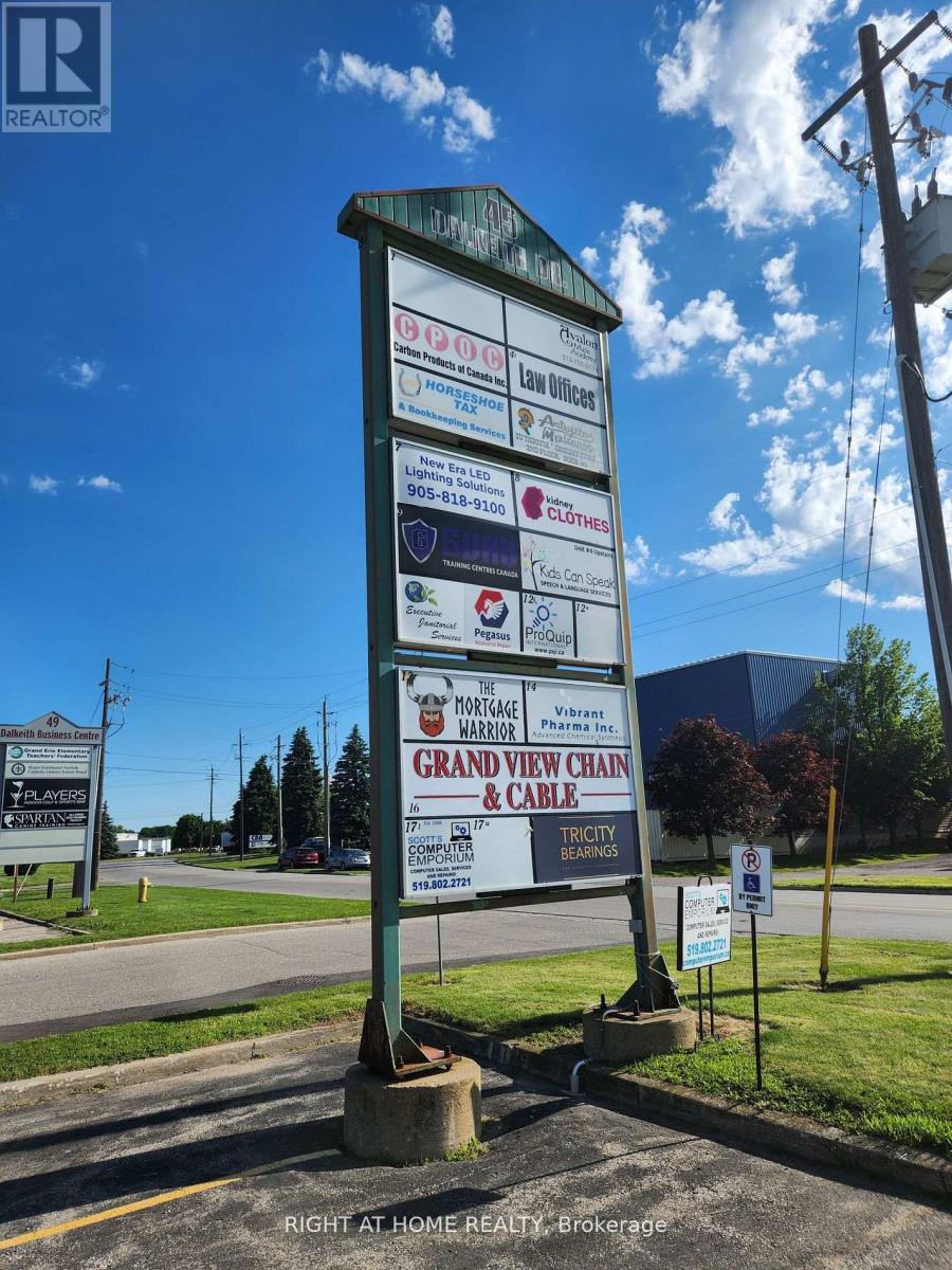 6 - 45 DALKEITH DRIVE, Brantford, Ontario