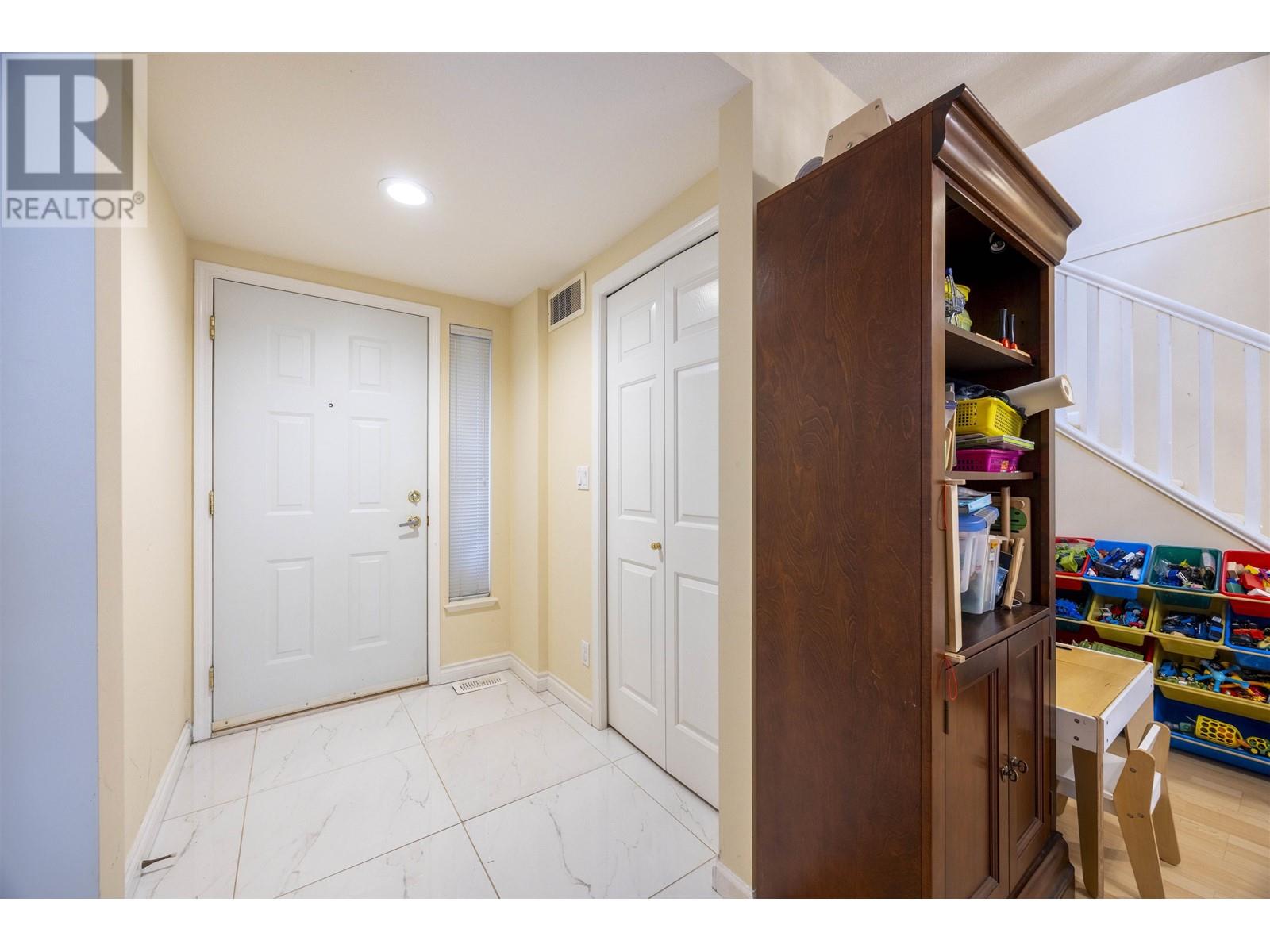 Listing Picture 20 of 28 : 9 8000 HEATHER STREET, Richmond / 烈治文 - 魯藝地產 Yvonne Lu Group - MLS Medallion Club Member