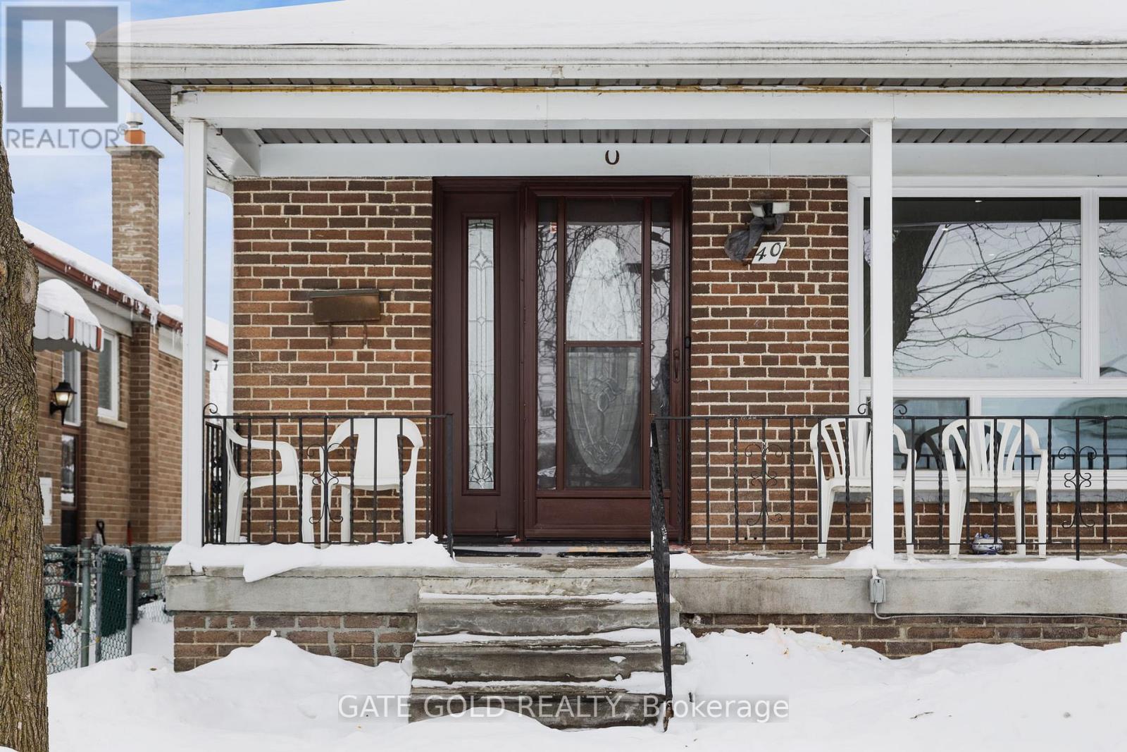 40 Tealham Drive, Toronto, Ontario  M9V 3T6 - Photo 3 - W11981741