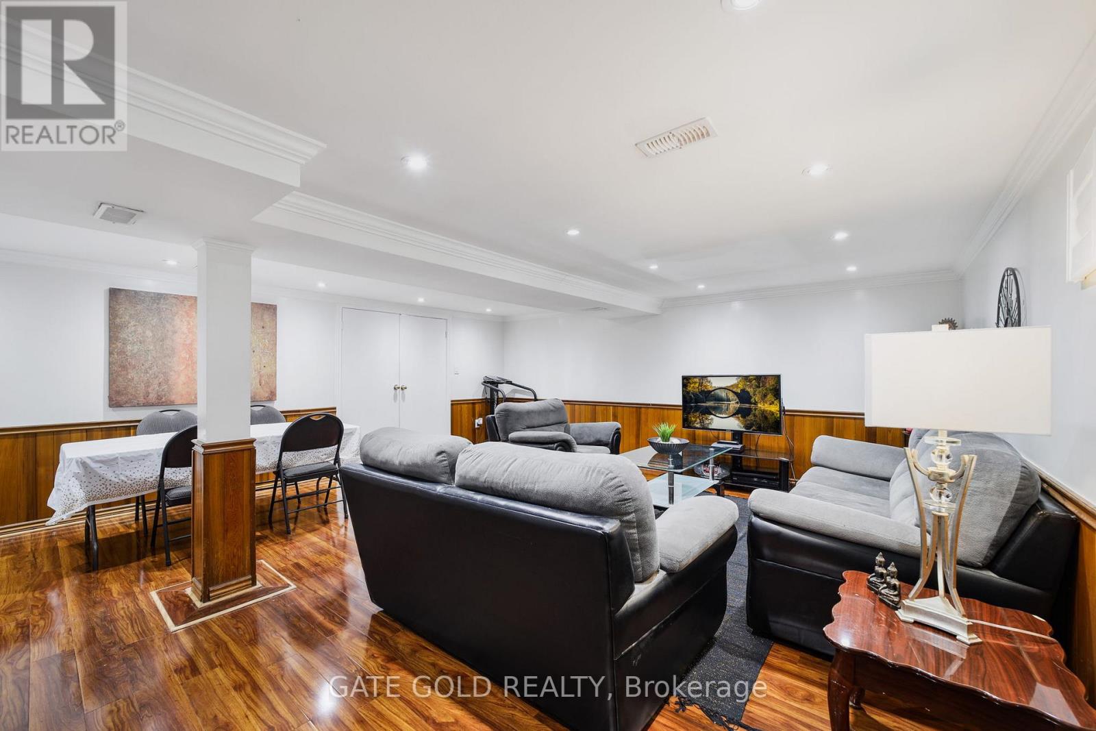 40 Tealham Drive, Toronto, Ontario  M9V 3T6 - Photo 35 - W11981741