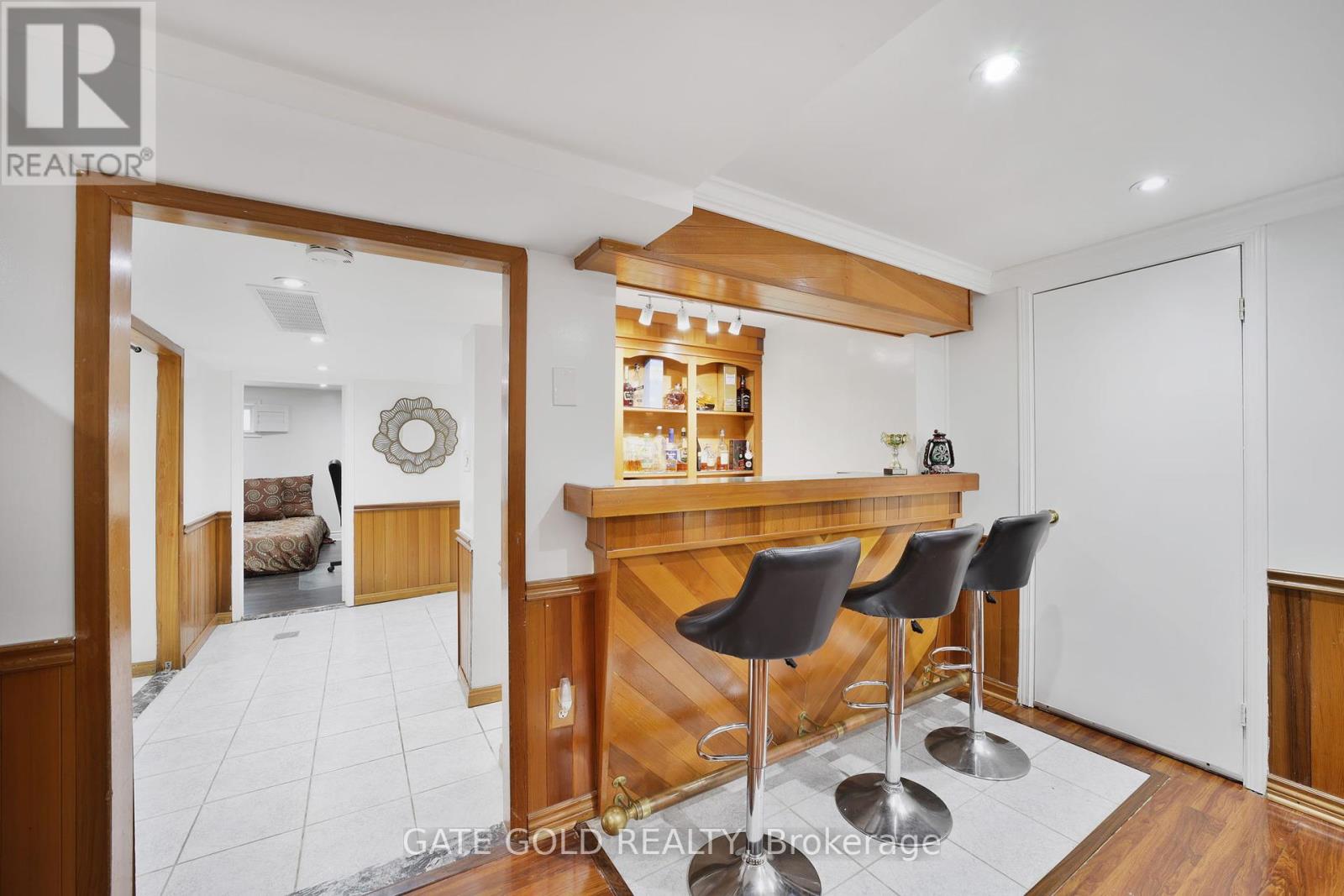 40 Tealham Drive, Toronto, Ontario  M9V 3T6 - Photo 37 - W11981741