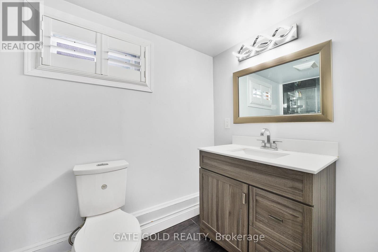 40 Tealham Drive, Toronto, Ontario  M9V 3T6 - Photo 39 - W11981741
