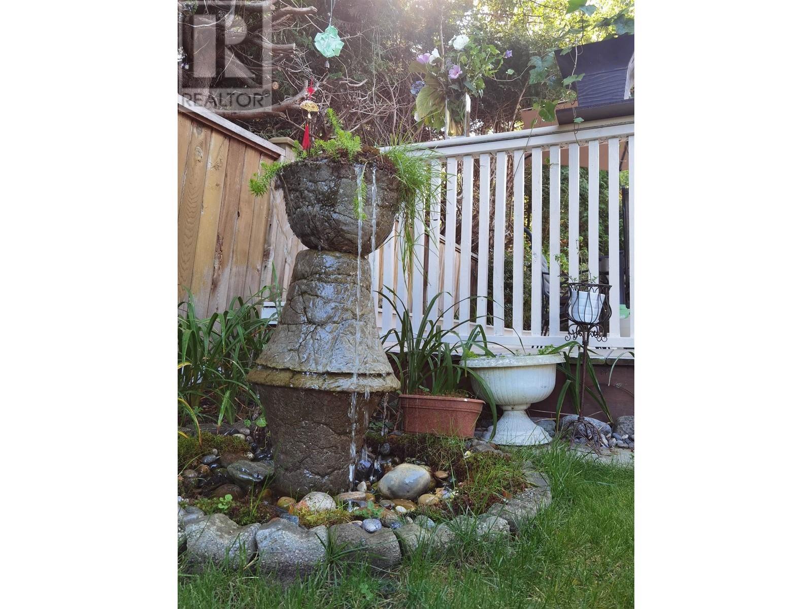 Listing Picture 20 of 25 : 10411 ATHABASCA DRIVE, Richmond / 烈治文 - 魯藝地產 Yvonne Lu Group - MLS Medallion Club Member