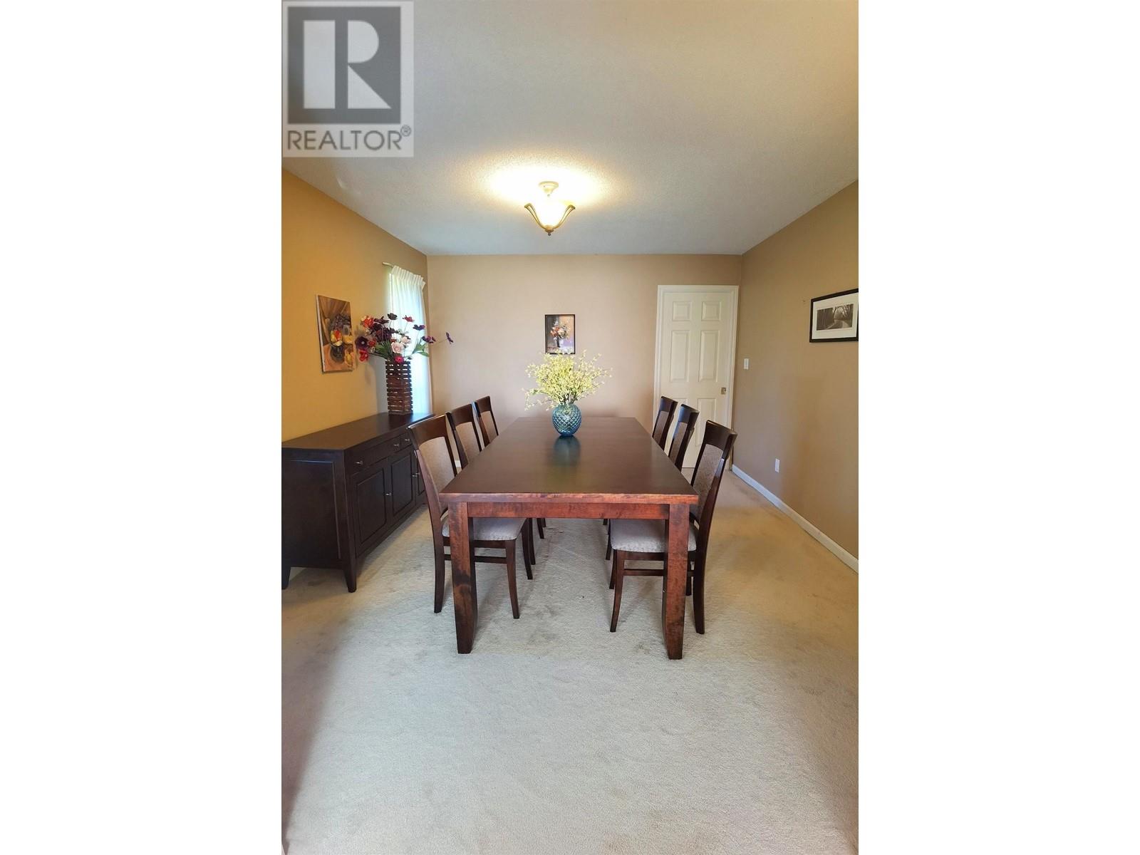 Listing Picture 8 of 25 : 10411 ATHABASCA DRIVE, Richmond / 烈治文 - 魯藝地產 Yvonne Lu Group - MLS Medallion Club Member