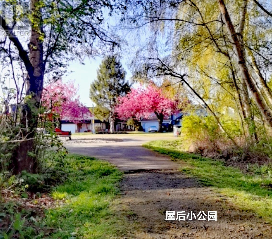 Listing Picture 23 of 25 : 10411 ATHABASCA DRIVE, Richmond / 烈治文 - 魯藝地產 Yvonne Lu Group - MLS Medallion Club Member