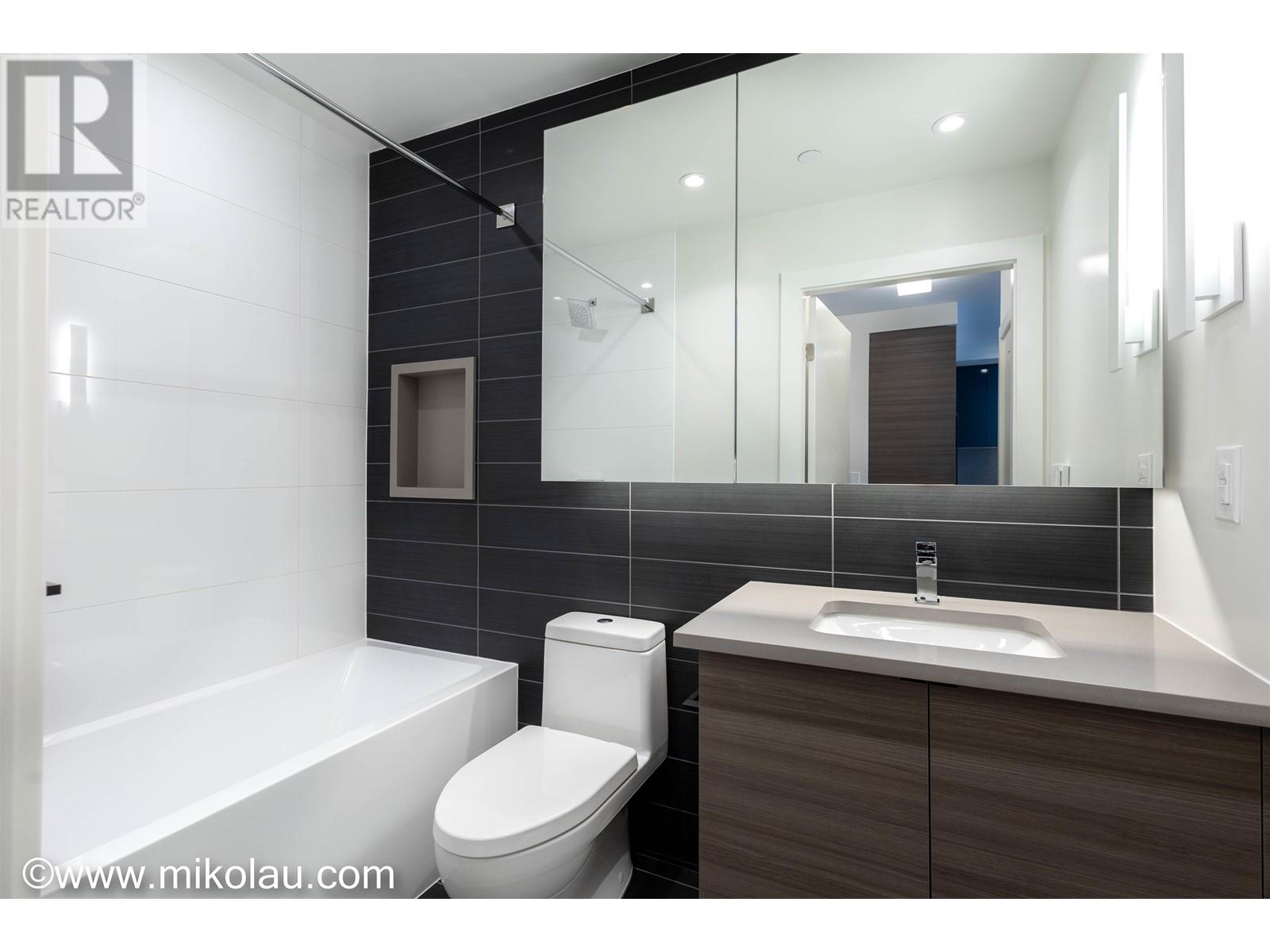 3438 Sawmill Cres, Vancouver, British Columbia  V0V 0V0 - Photo 3 - R2969209