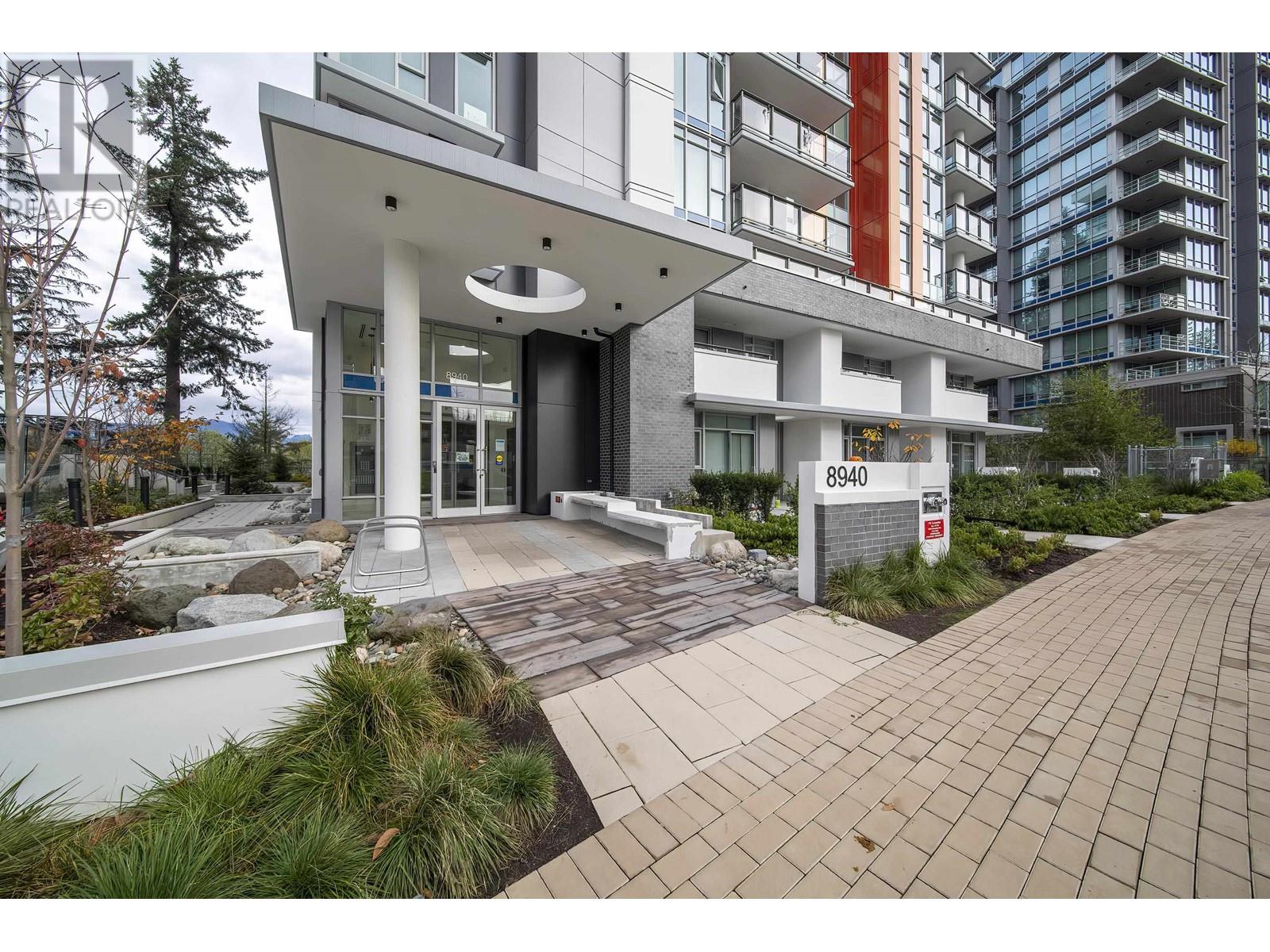 207 8940 UNIVERSITY CRESCENT, burnaby, British Columbia