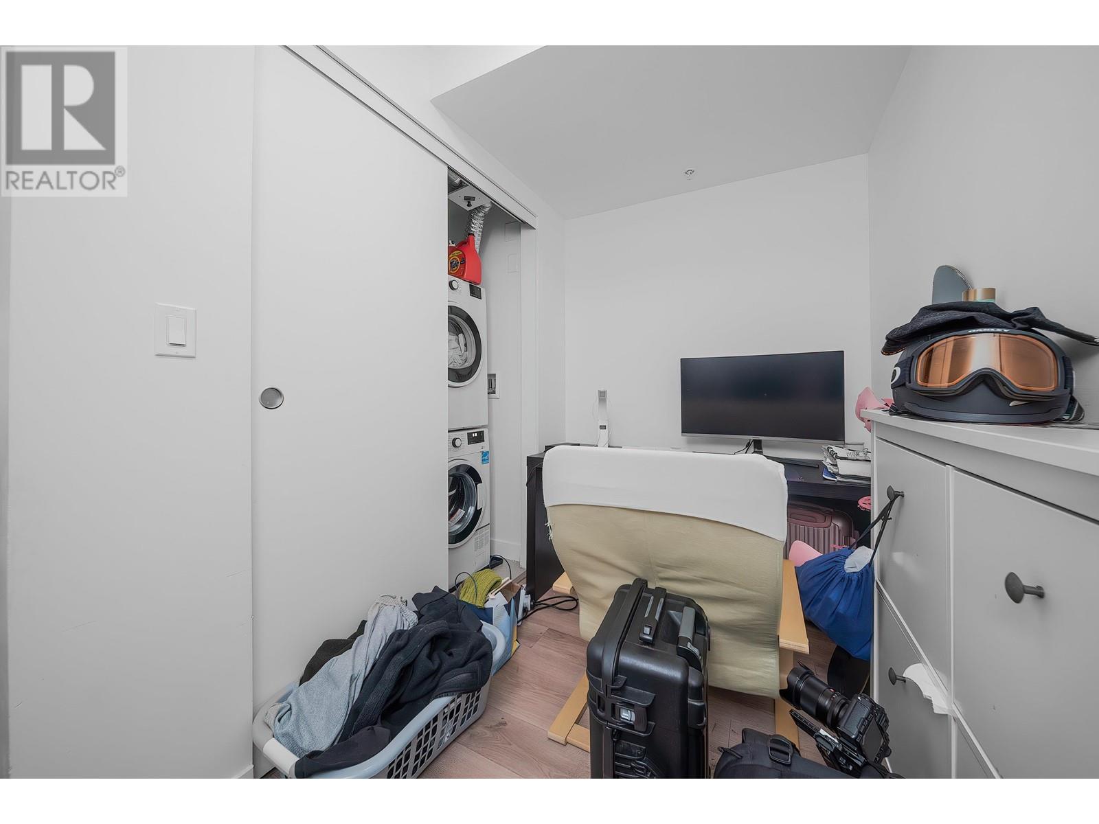 207 8940 University Crescent, Burnaby, British Columbia  V5A 4Y8 - Photo 10 - R2969055