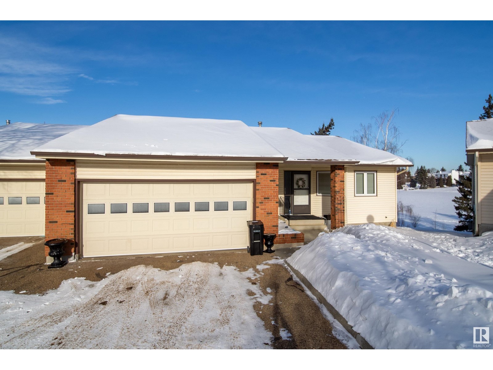 10850 11 AV NW, Edmonton, Alberta