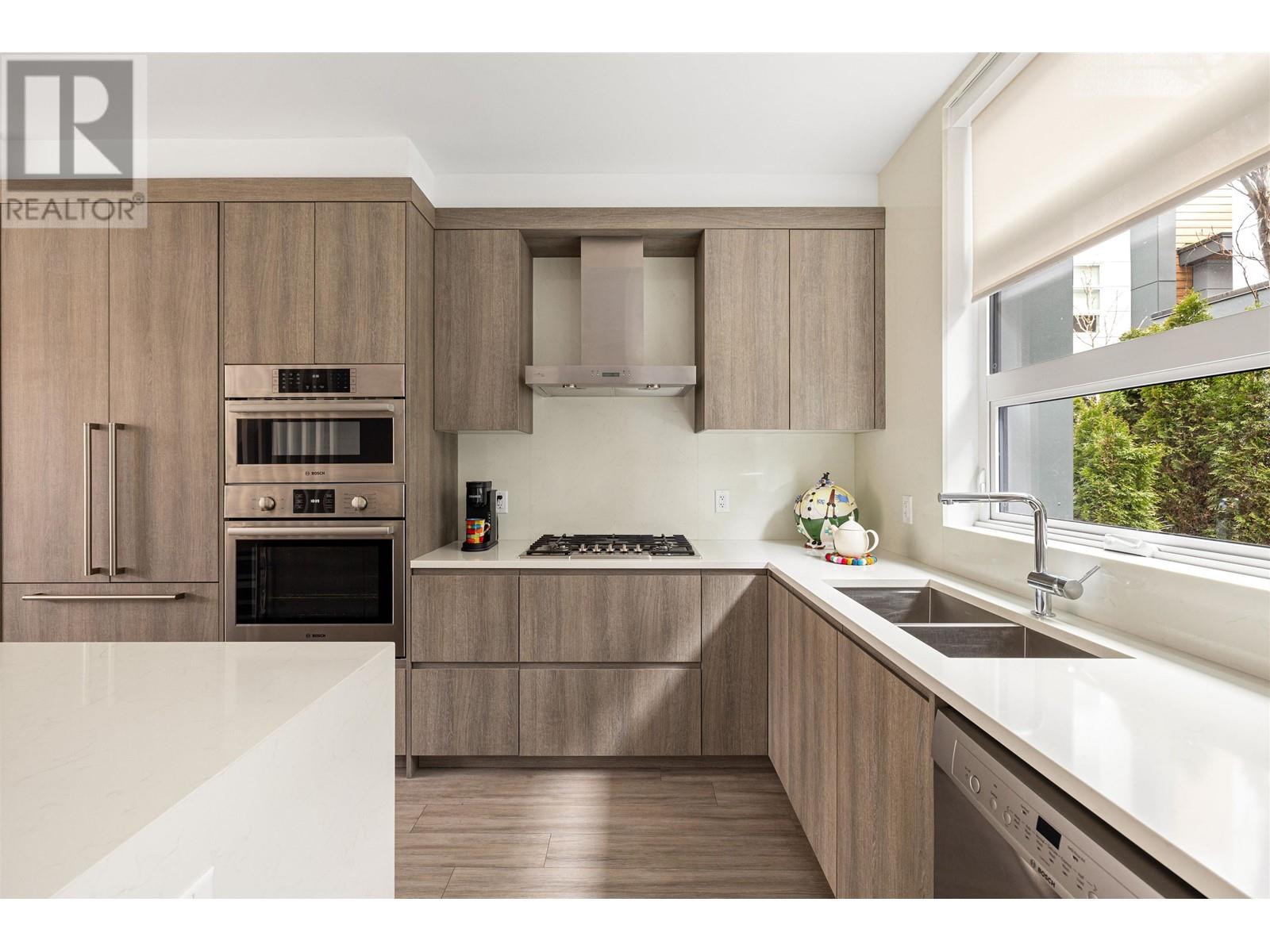 148 2060 Curling Road, North Vancouver, British Columbia  V7P 0E1 - Photo 8 - R2968932