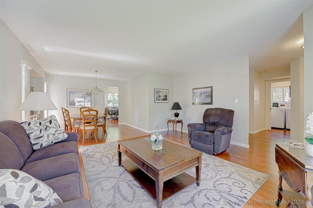 6833 142a Street, Surrey, British Columbia  V3W 0P3 - Photo 8 - R2954583