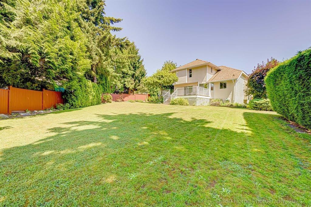 Property at 6833 142A STREET image 3