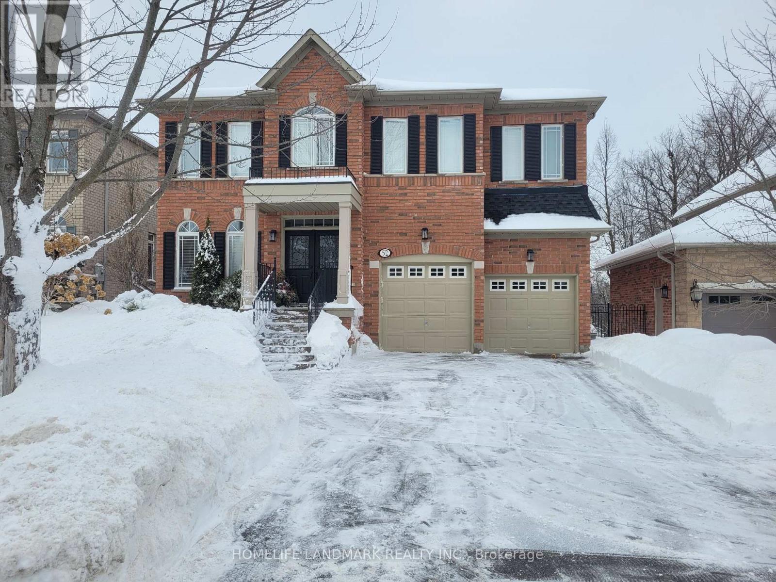 52 SANDBANKS DRIVE, Richmond Hill, Ontario