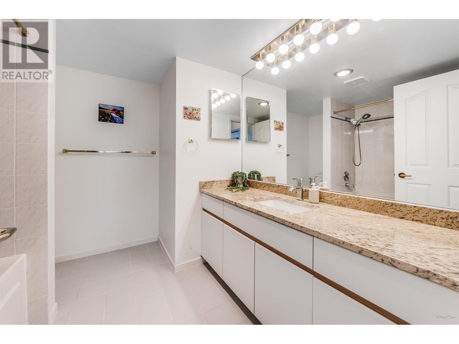 Listing Picture 10 of 27 : 1520 4825 HAZEL STREET, Burnaby / 本拿比 - 魯藝地產 Yvonne Lu Group - MLS Medallion Club Member