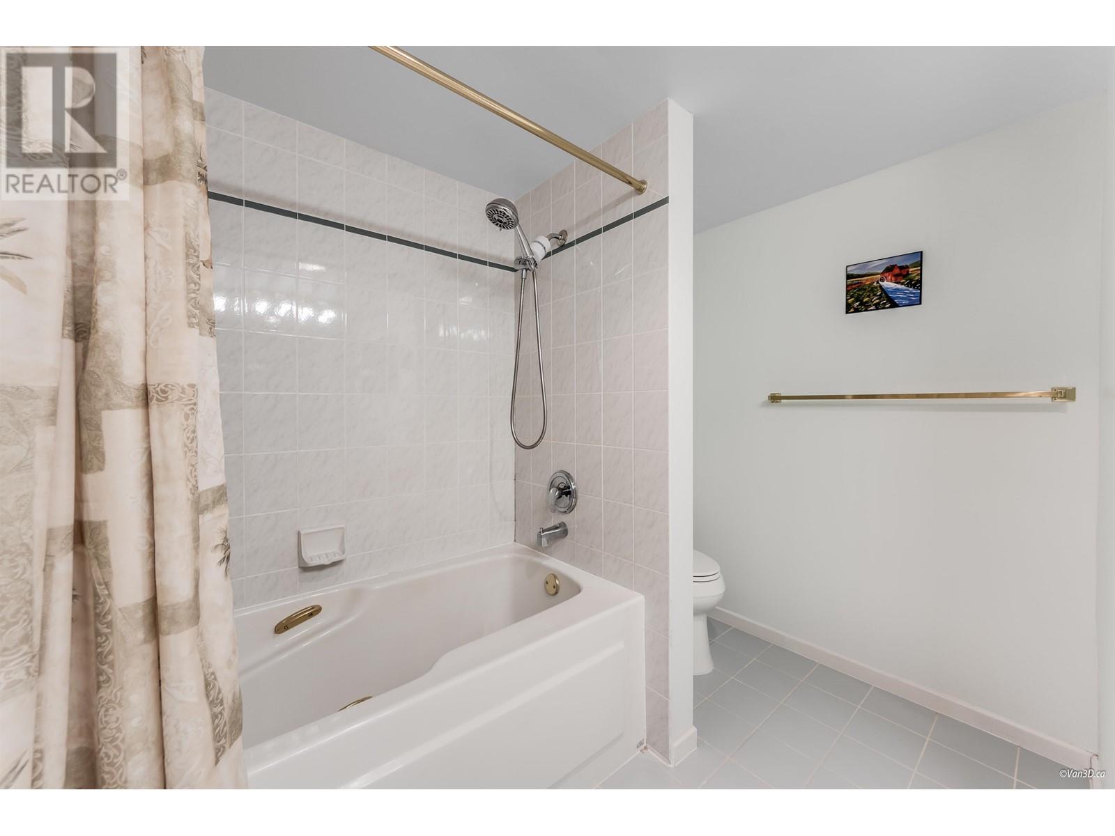 Listing Picture 11 of 27 : 1520 4825 HAZEL STREET, Burnaby / 本拿比 - 魯藝地產 Yvonne Lu Group - MLS Medallion Club Member