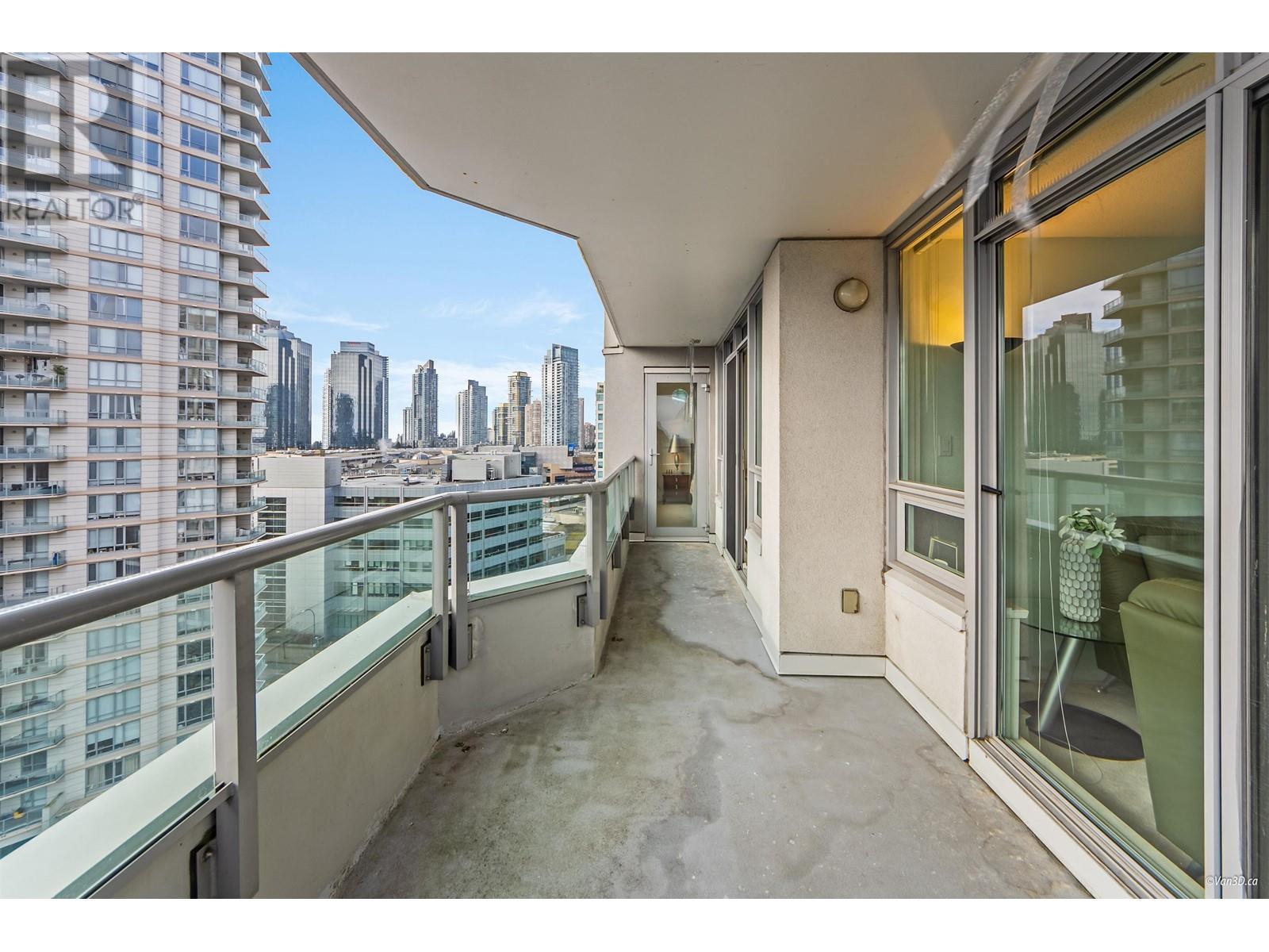 Listing Picture 18 of 27 : 1520 4825 HAZEL STREET, Burnaby / 本拿比 - 魯藝地產 Yvonne Lu Group - MLS Medallion Club Member