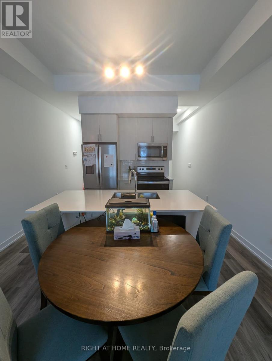 Property at 112 - 3686 ST CLAIR AVENUE E image 4