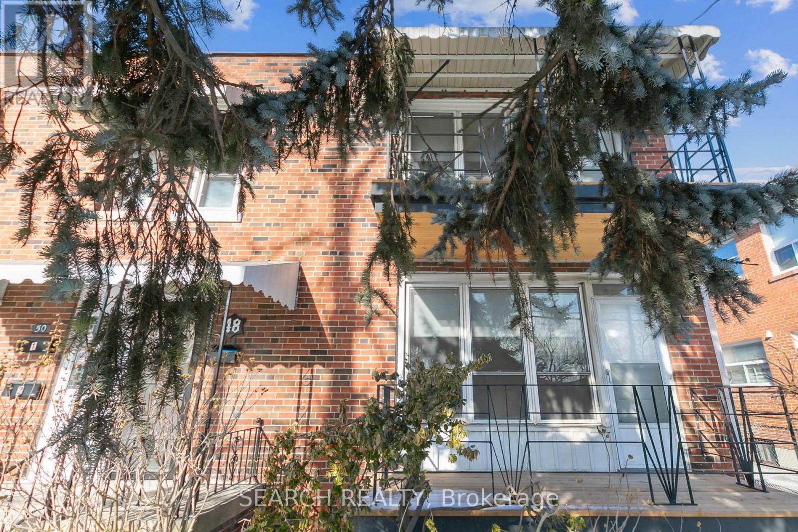 B - 48 Mendota Road, Toronto, Ontario  M8Y 1G2 - Photo 3 - W11981815