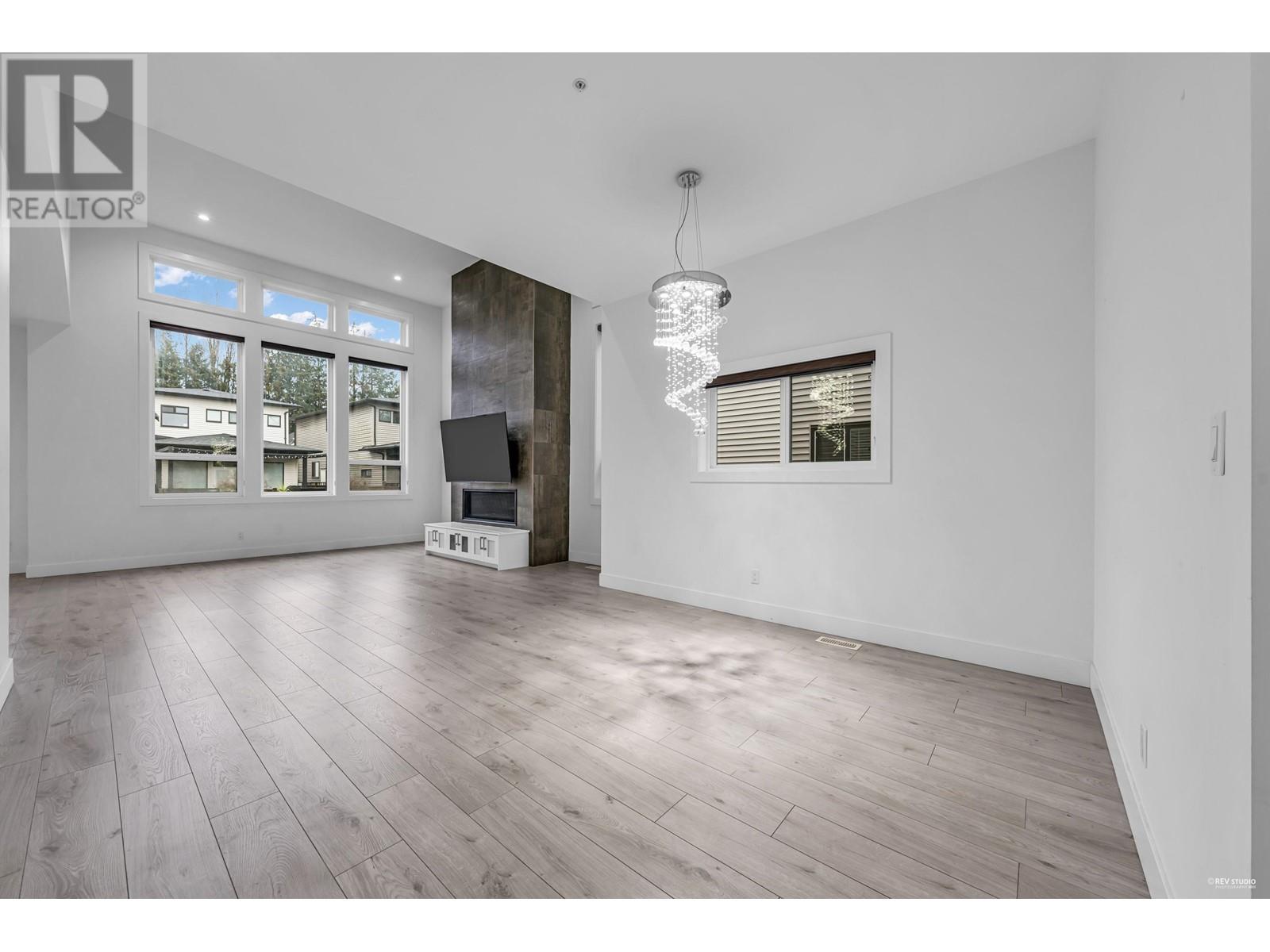 12400 201 Street, Maple Ridge, British Columbia  V2X 6A7 - Photo 6 - R2968161