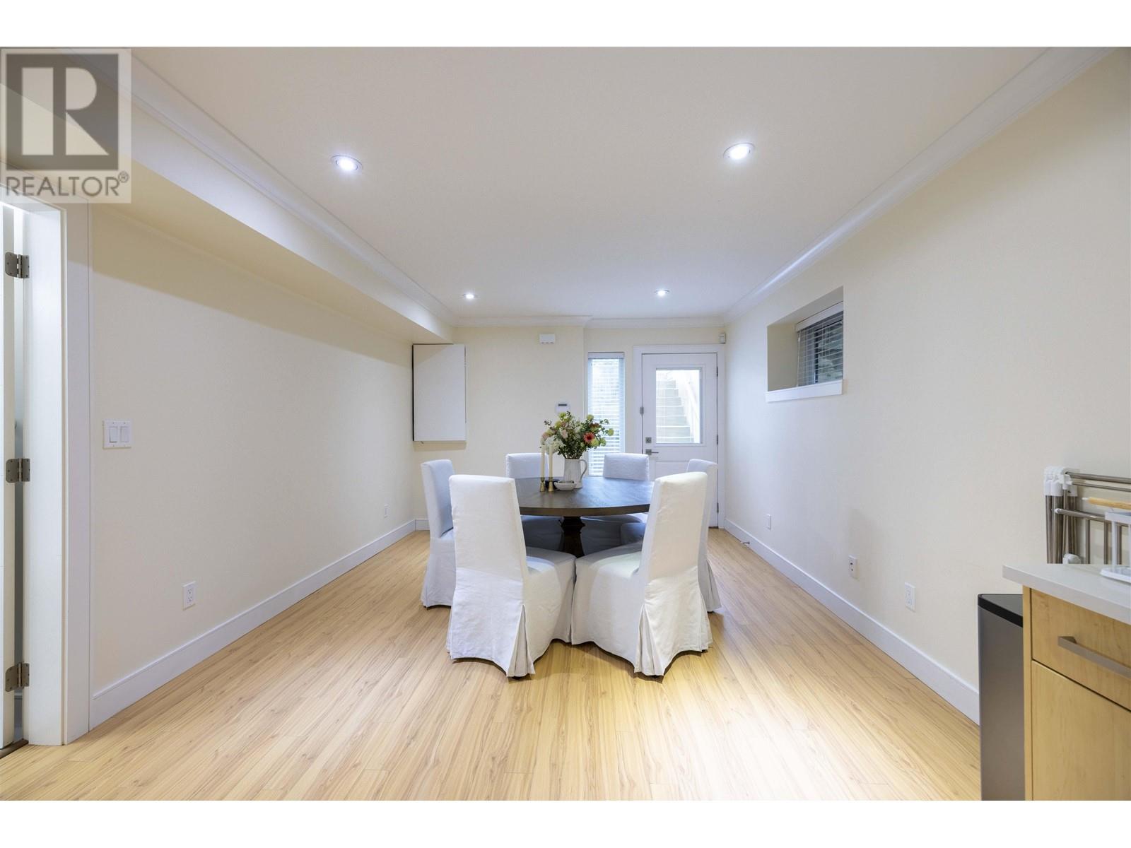 2052 Paulus Crescent, Burnaby, British Columbia  V5A 2M1 - Photo 31 - R2968786