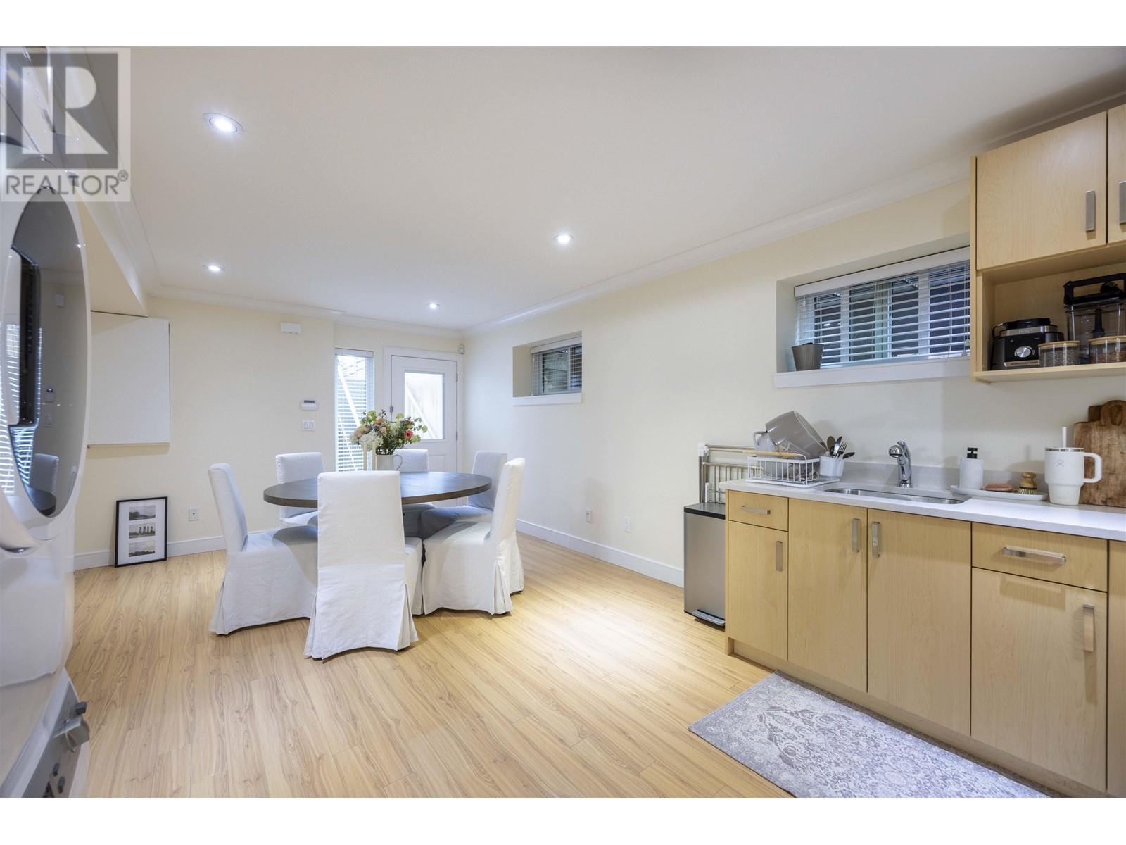 2052 Paulus Crescent, Burnaby, British Columbia  V5A 2M1 - Photo 32 - R2968786