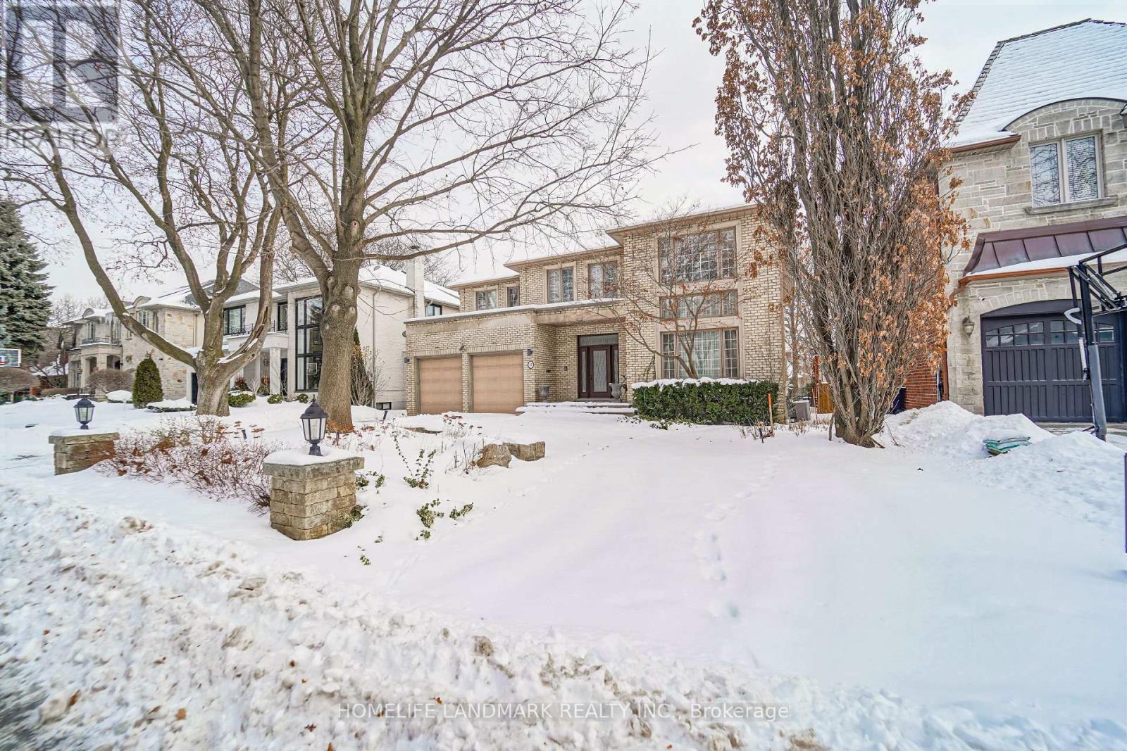 57 Cotswold Crescent, Toronto, Ontario  M2P 1N3 - Photo 3 - C11981829