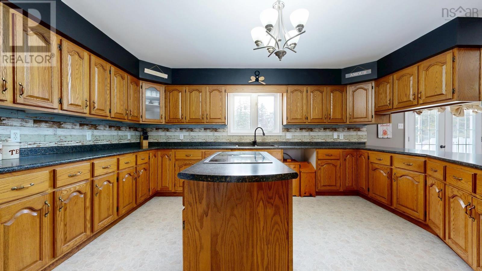 5032 Highway 3, Shag Harbour, Nova Scotia  B0W 3B0 - Photo 14 - 202503306