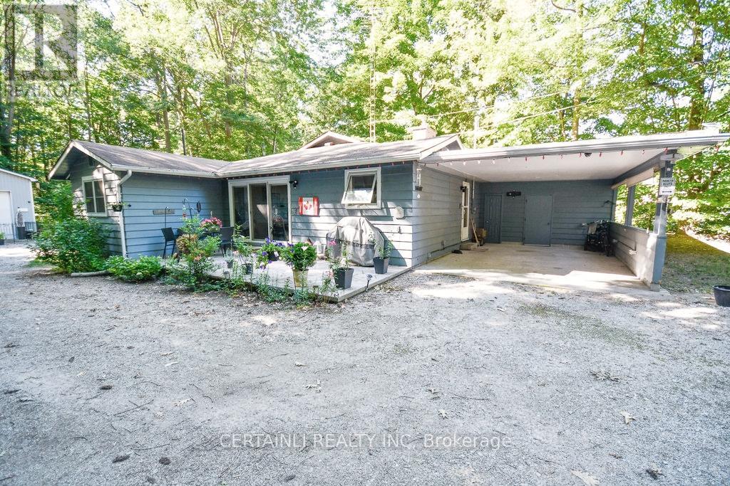 223 ONTARIO STREET S, Lambton Shores, Ontario
