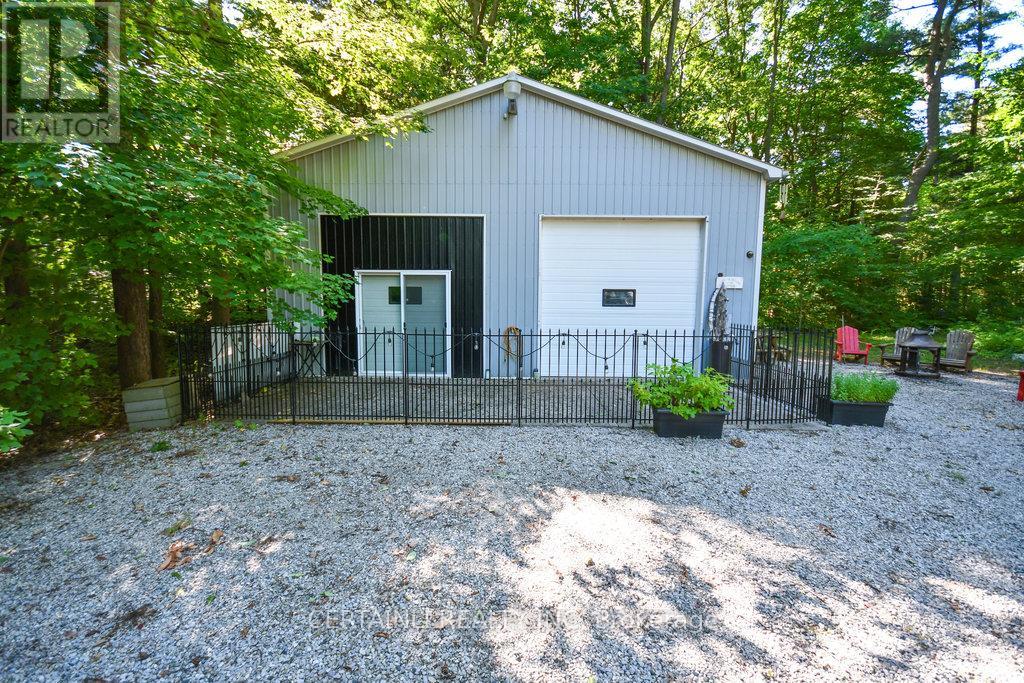223 Ontario Street S, Lambton Shores (Grand Bend), Ontario  N0M 1T0 - Photo 26 - X11981951