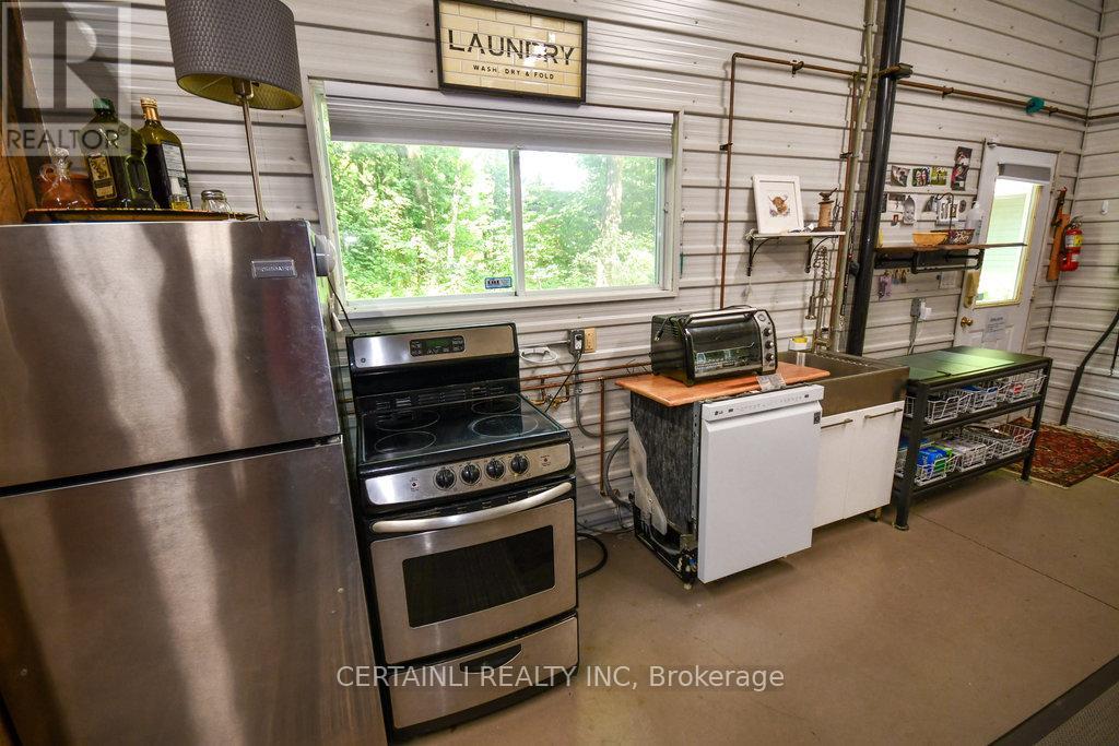 223 Ontario Street S, Lambton Shores (Grand Bend), Ontario  N0M 1T0 - Photo 32 - X11981951