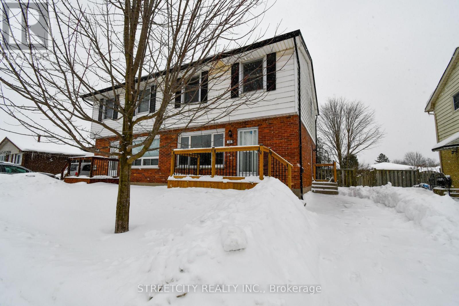 385 Admiral Drive