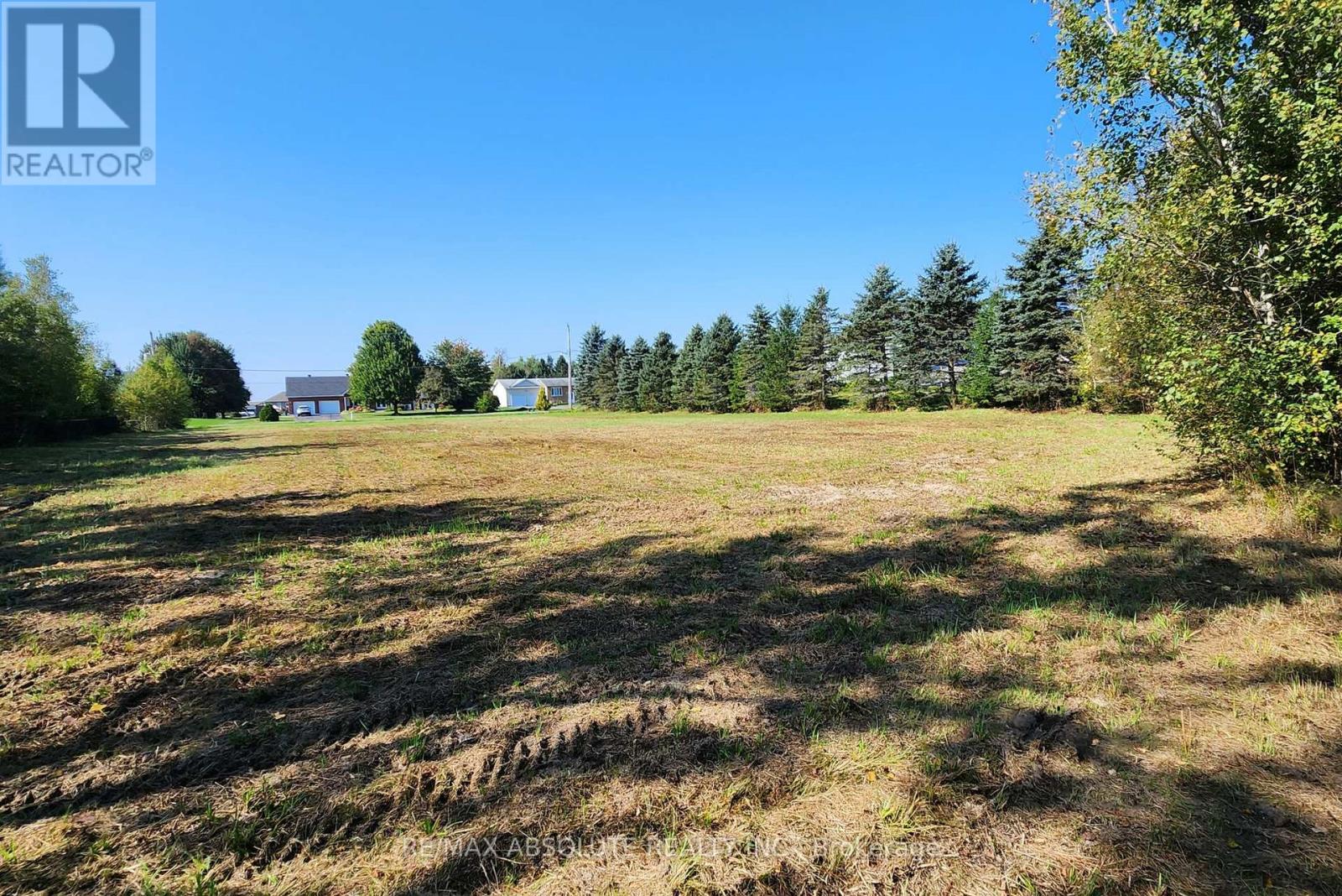 L36 Paul Drive, Clarence-Rockland, Ontario  K2H 8S1 - Photo 6 - X11930828