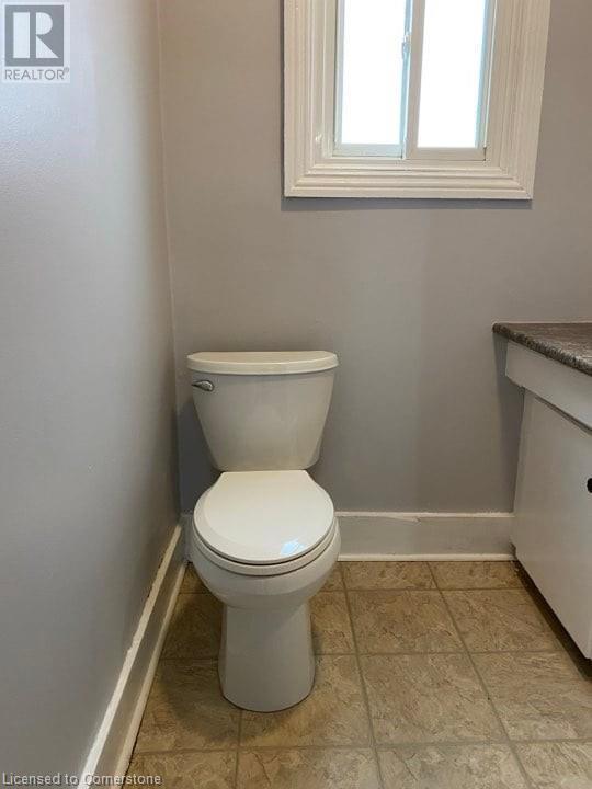 42 Niagara Street, St. Catharines, Ontario  L2R 4K9 - Photo 10 - 40700368