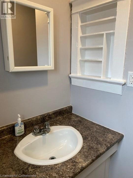 42 Niagara Street, St. Catharines, Ontario  L2R 4K9 - Photo 11 - 40700368
