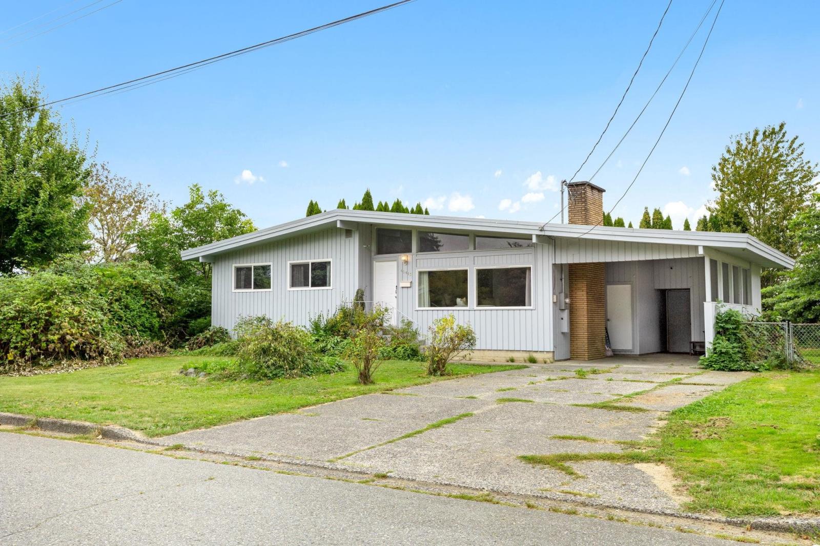 Property at 45415 BARTON AVENUE image 1