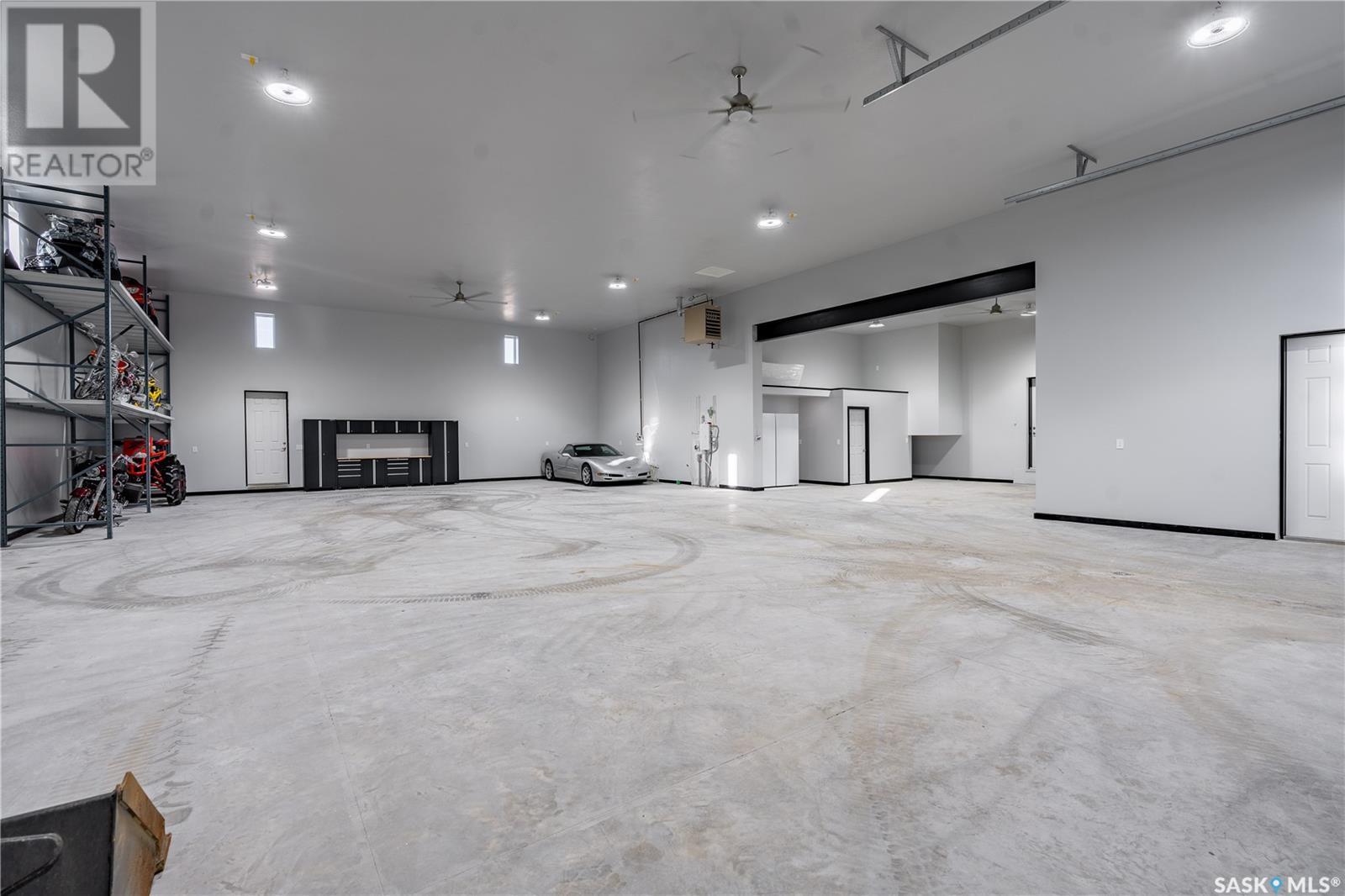 9 Loewen Court, Warman, Saskatchewan  S0K 1A0 - Photo 8 - SK996327