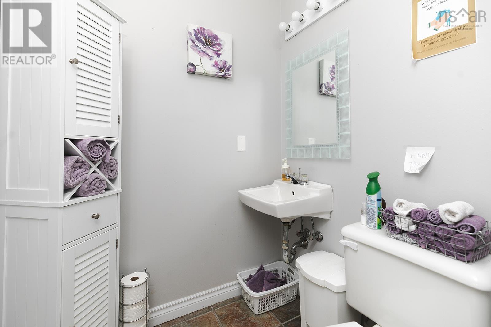 546 Sackville Drive, Lower Sackville, Nova Scotia  B4C 2S2 - Photo 13 - 202503279