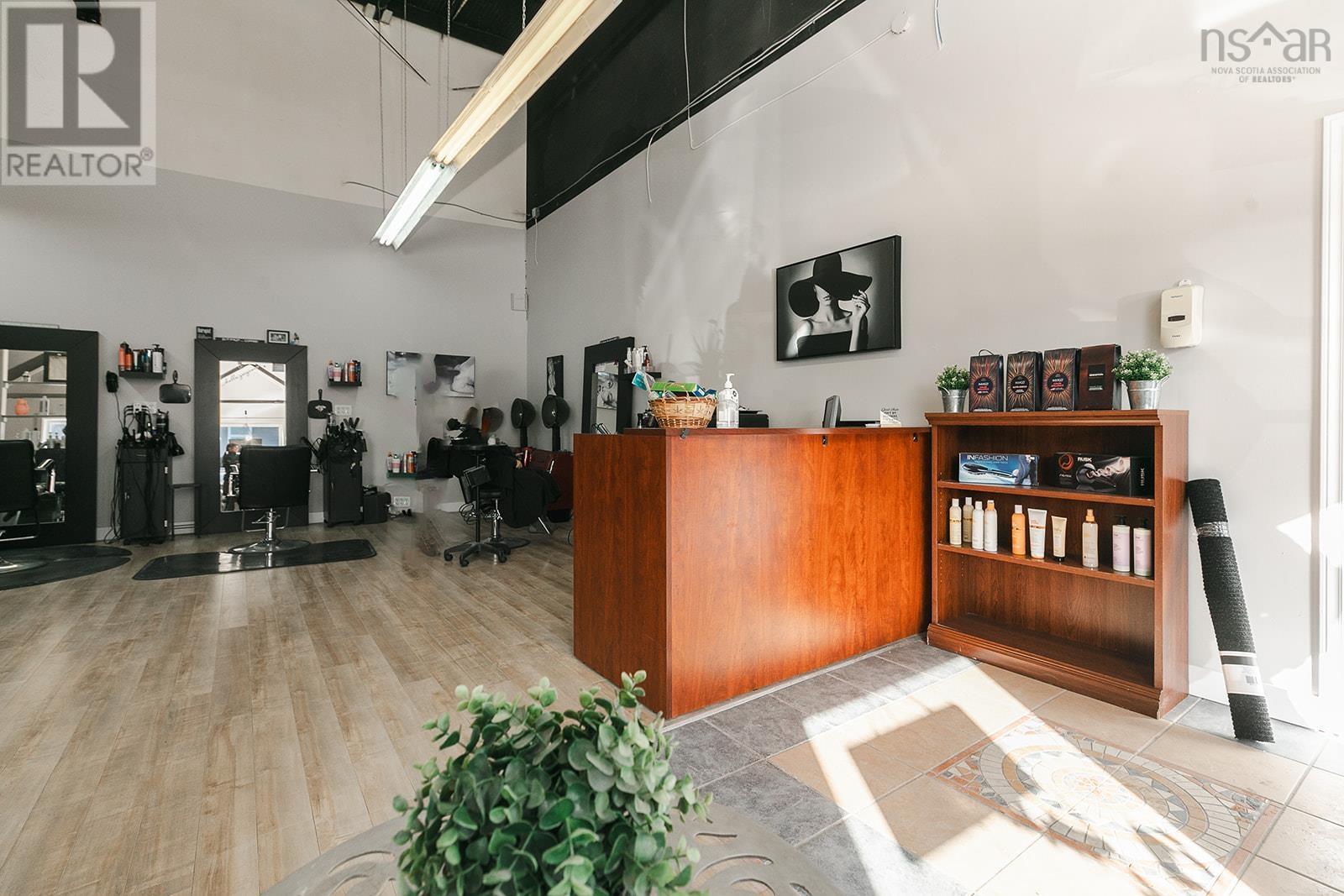 546 Sackville Drive, Lower Sackville, Nova Scotia  B4C 2S2 - Photo 18 - 202503279