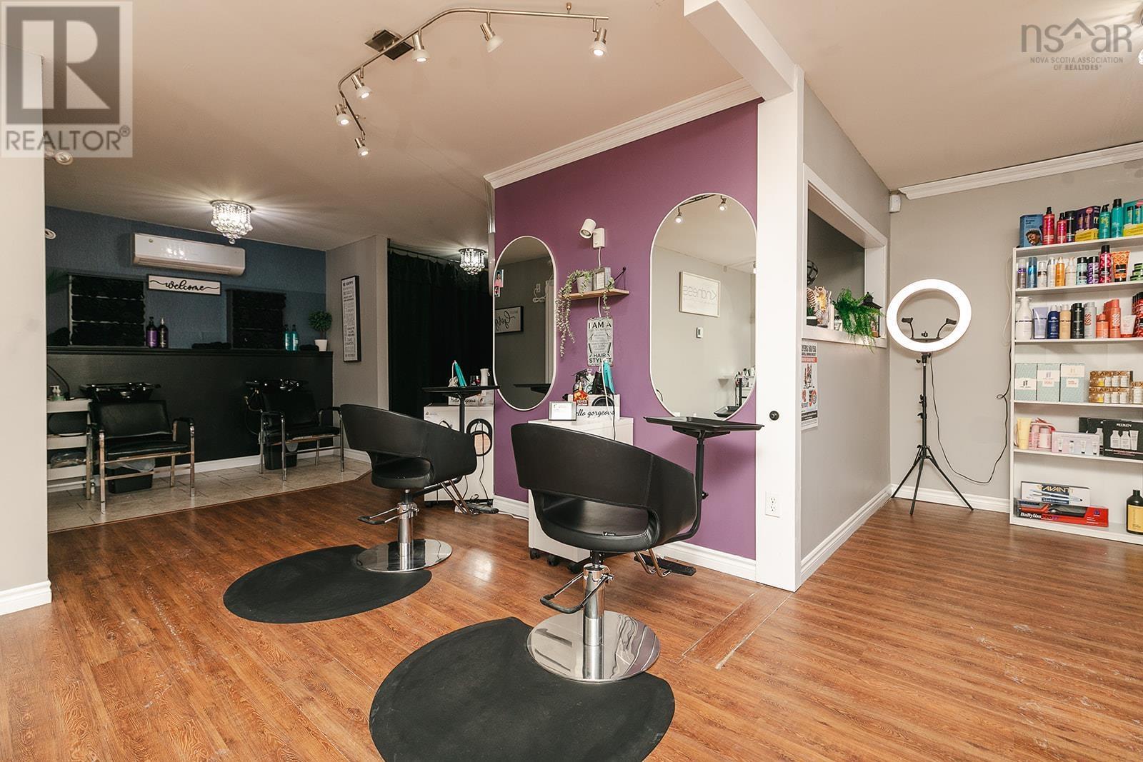 546 Sackville Drive, Lower Sackville, Nova Scotia  B4C 2S2 - Photo 8 - 202503279