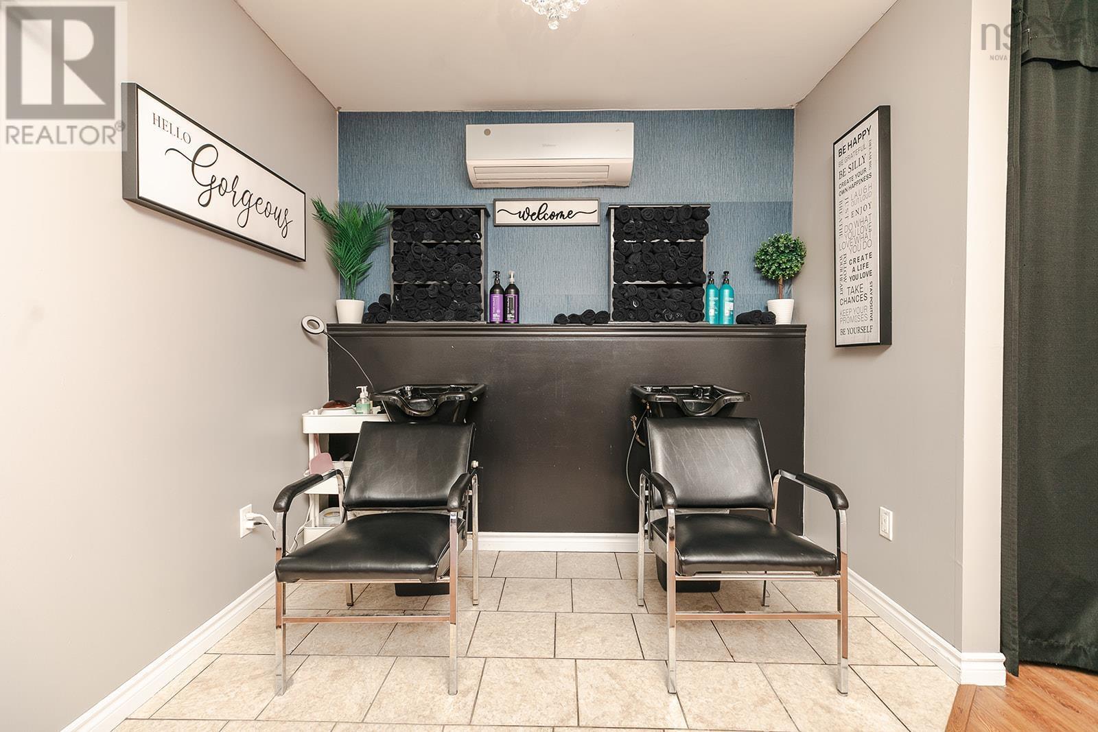 546 Sackville Drive, Lower Sackville, Nova Scotia  B4C 2S2 - Photo 9 - 202503279