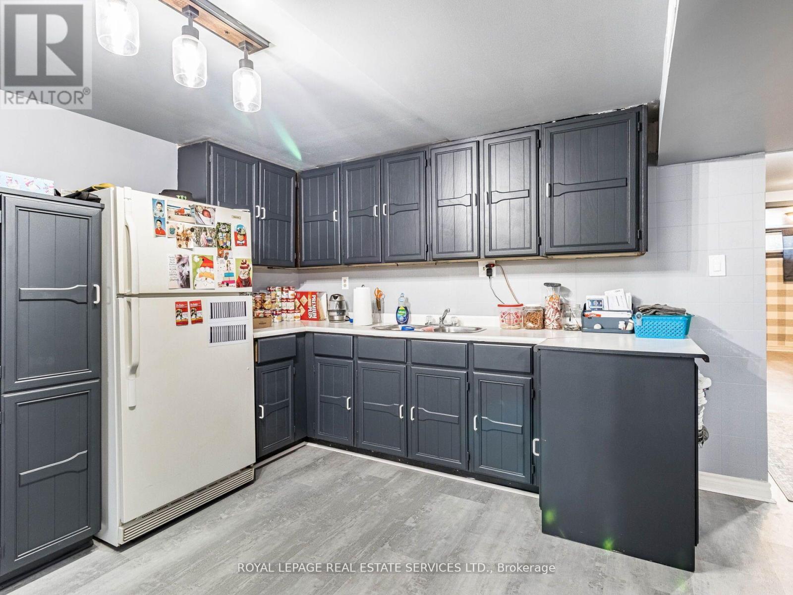 26 Langwith Court, Brampton (Brampton South), Ontario  L6Y 1Z8 - Photo 13 - W11977481