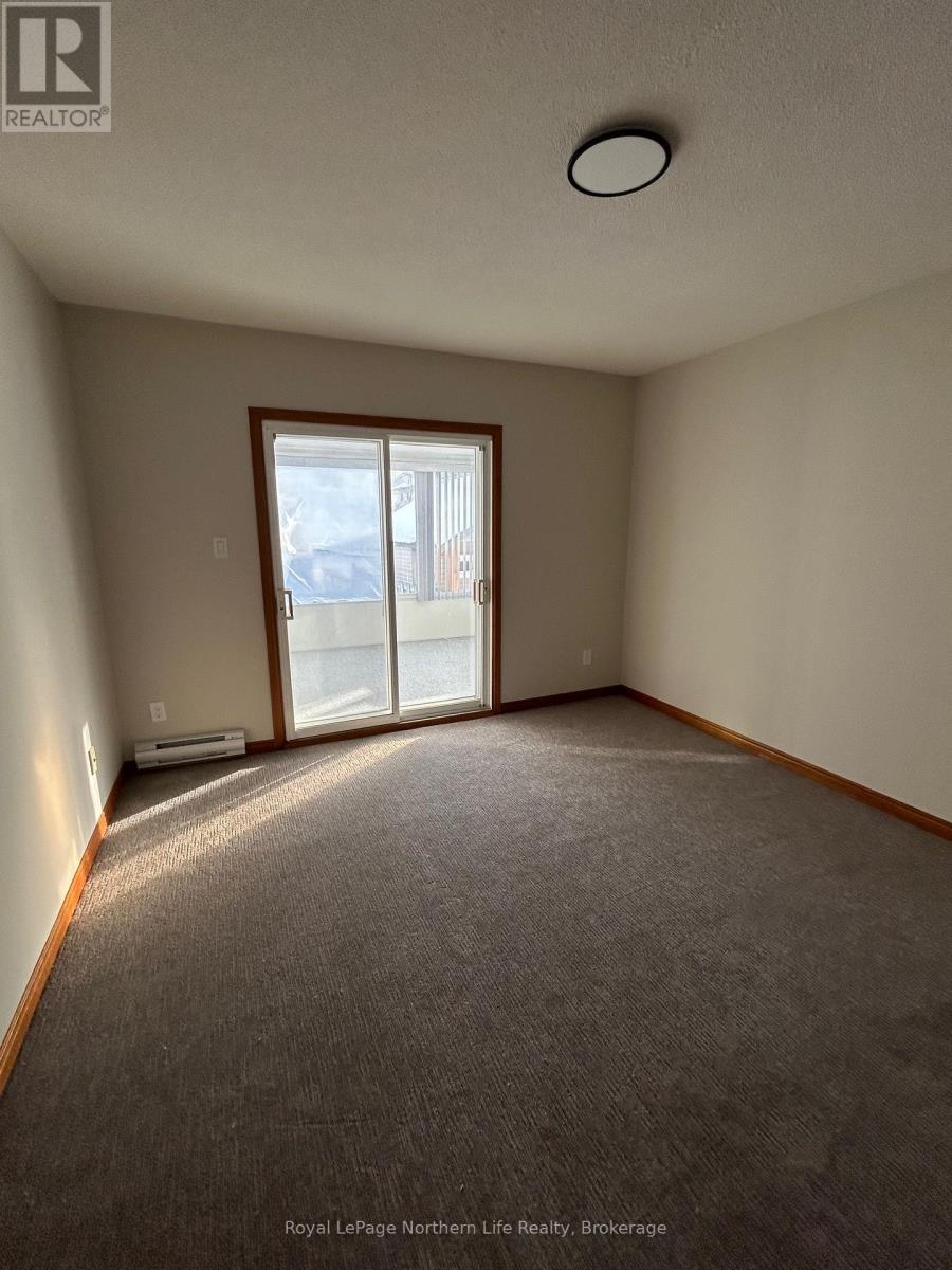 421 Oakwood Avenue, North Bay, Ontario  P1B 9A8 - Photo 8 - X11982155