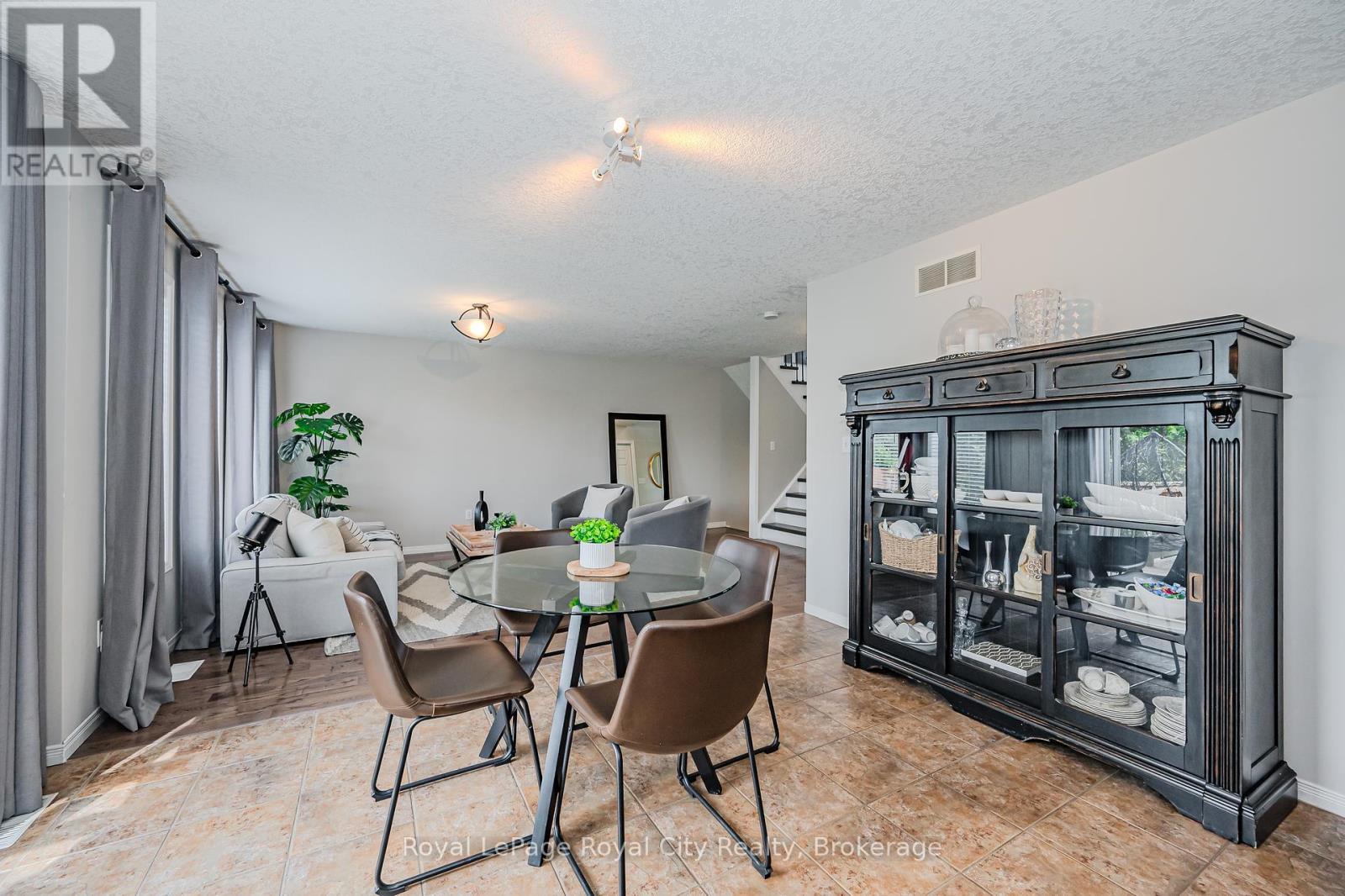 173 Clair Road W, Guelph, Ontario  N1L 0A7 - Photo 11 - X11982069