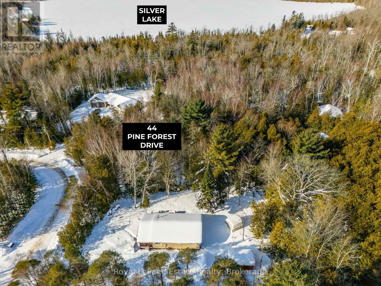 44 Pine Forest Drive, South Bruce Peninsula, Ontario  N0H 2G0 - Photo 5 - X11982176