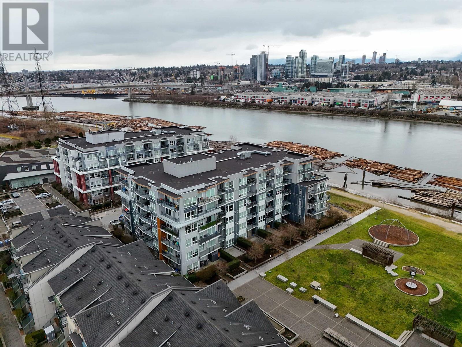 Listing Picture 33 of 34 : 209 10155 RIVER DRIVE, Richmond / 烈治文 - 魯藝地產 Yvonne Lu Group - MLS Medallion Club Member