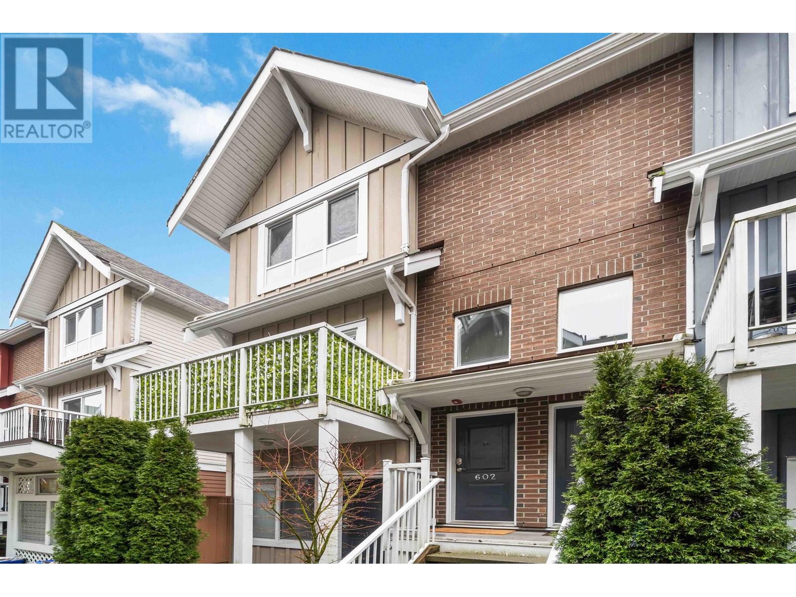 602 1661 FRASER AVENUE, port coquitlam, British Columbia