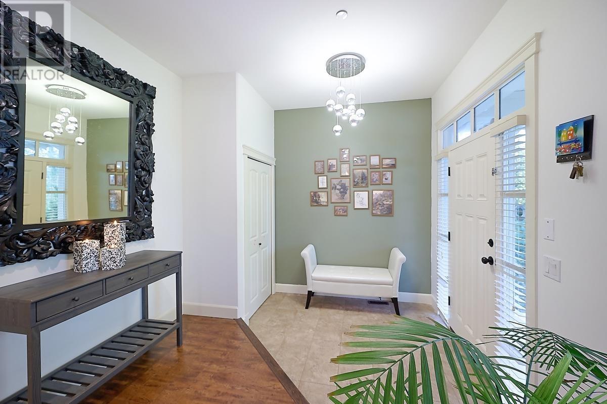 11233 Creekside Street, Maple Ridge, British Columbia  V2W 0E8 - Photo 6 - R2969222