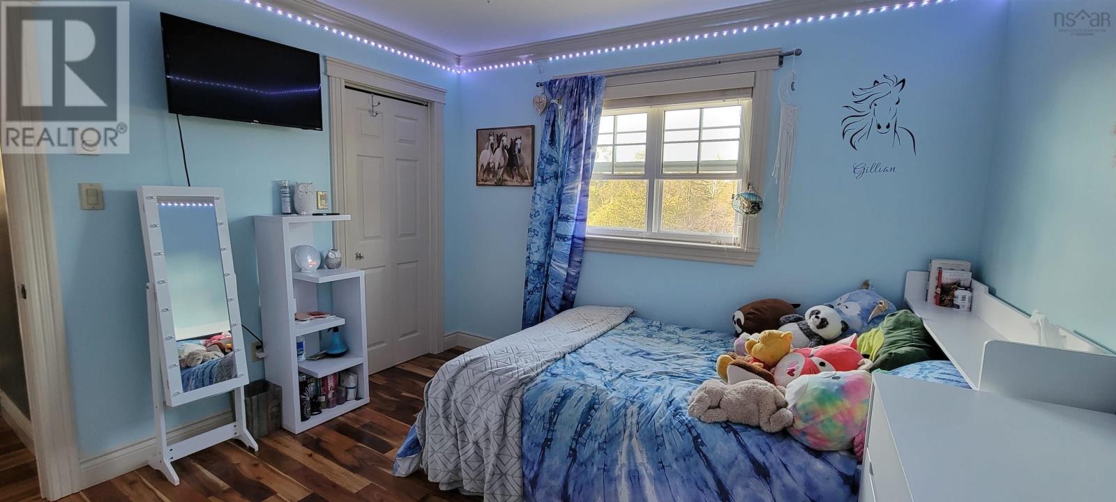 568 Seaview Drive, Upper North Sydney, Nova Scotia  B2A 3N8 - Photo 32 - 202503333