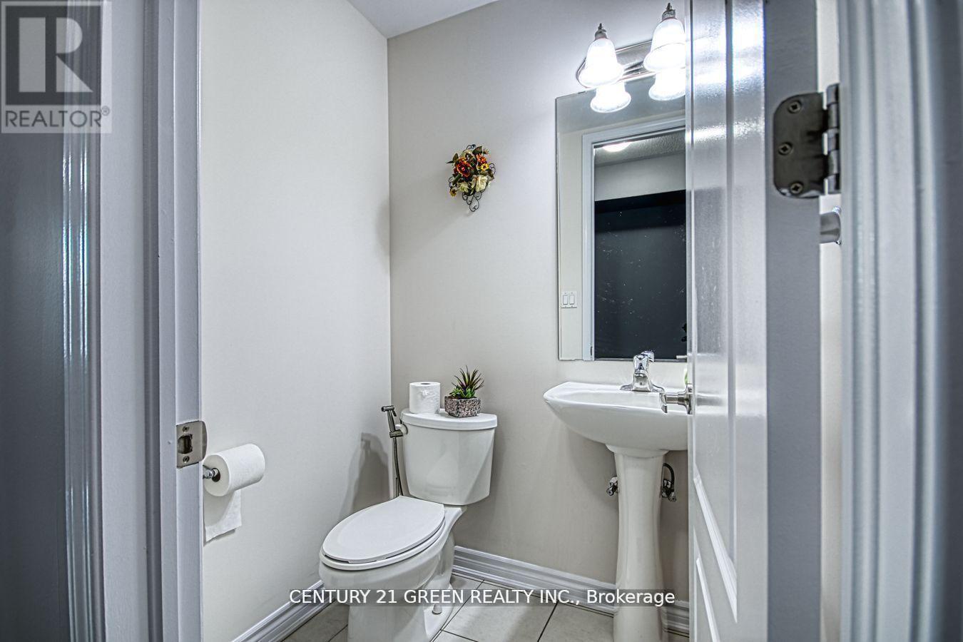13 Killick Road, Brampton, Ontario  L7A 0Y6 - Photo 7 - W11982190