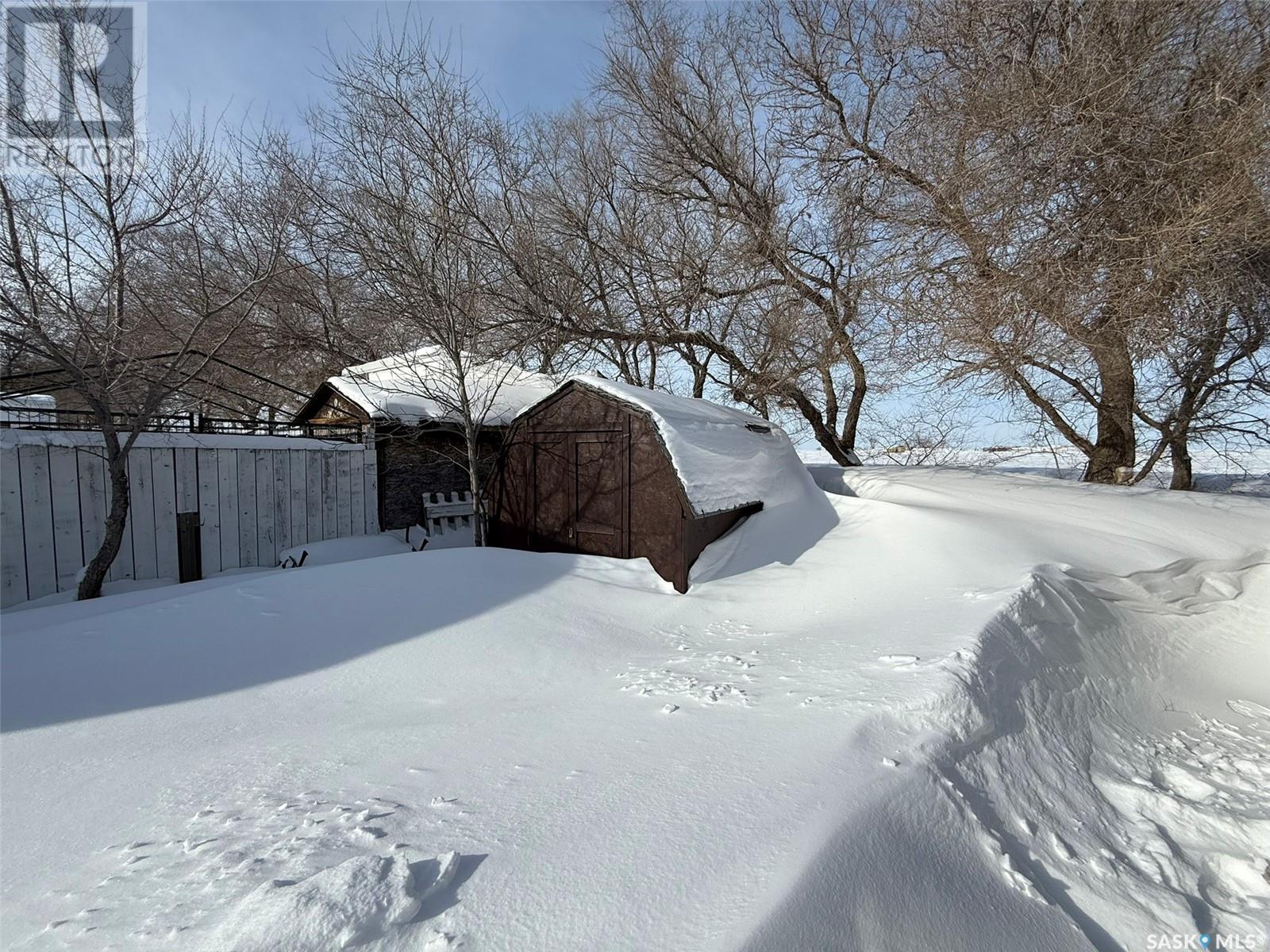 304 5th Avenue, Caronport, Saskatchewan  S0H 0S0 - Photo 29 - SK996334